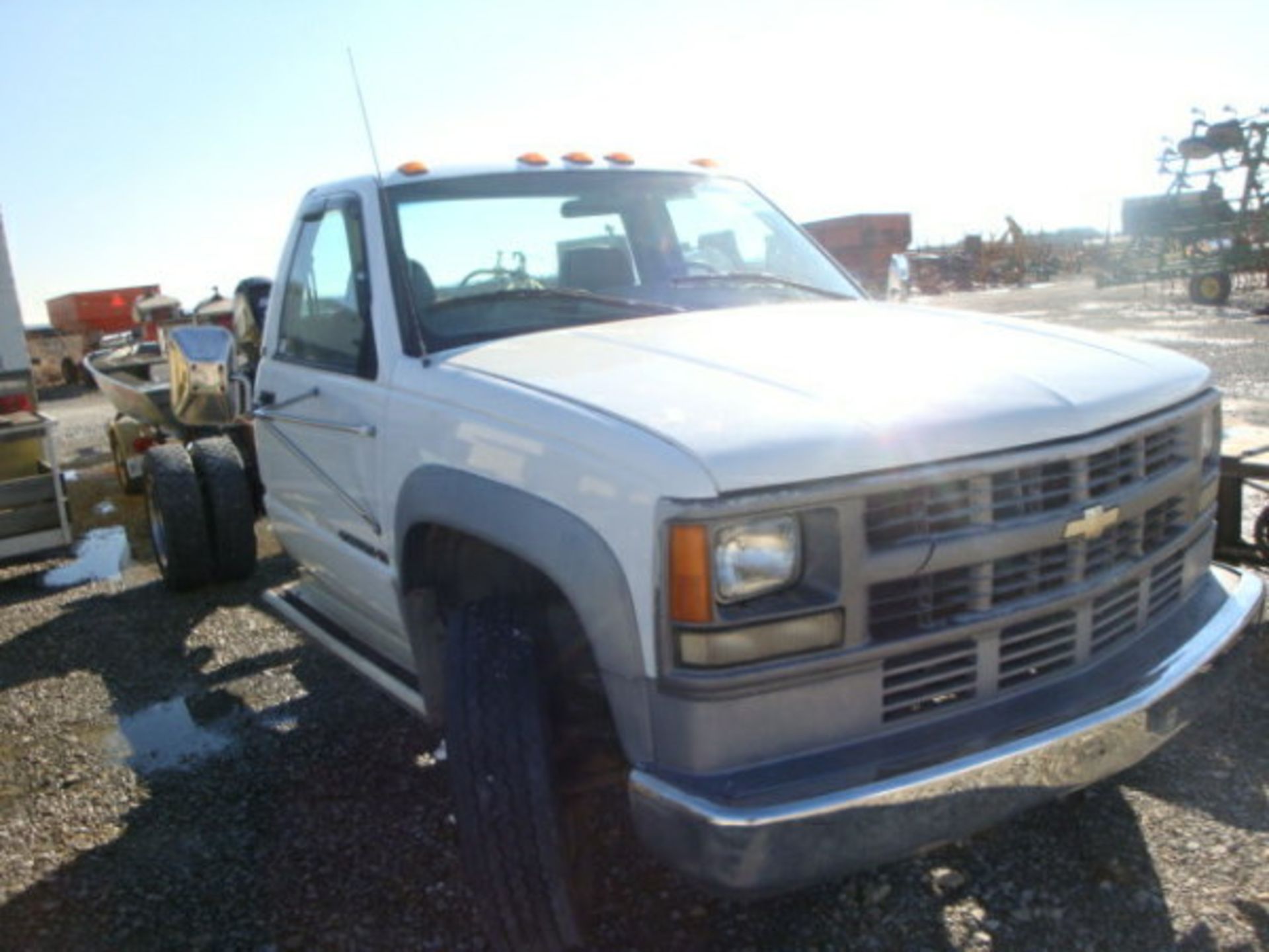 (Lot 27a) 1995 Chevrolet C3500 cab and chassis 119,000 miles 5 spd manual diesel - Image 2 of 2