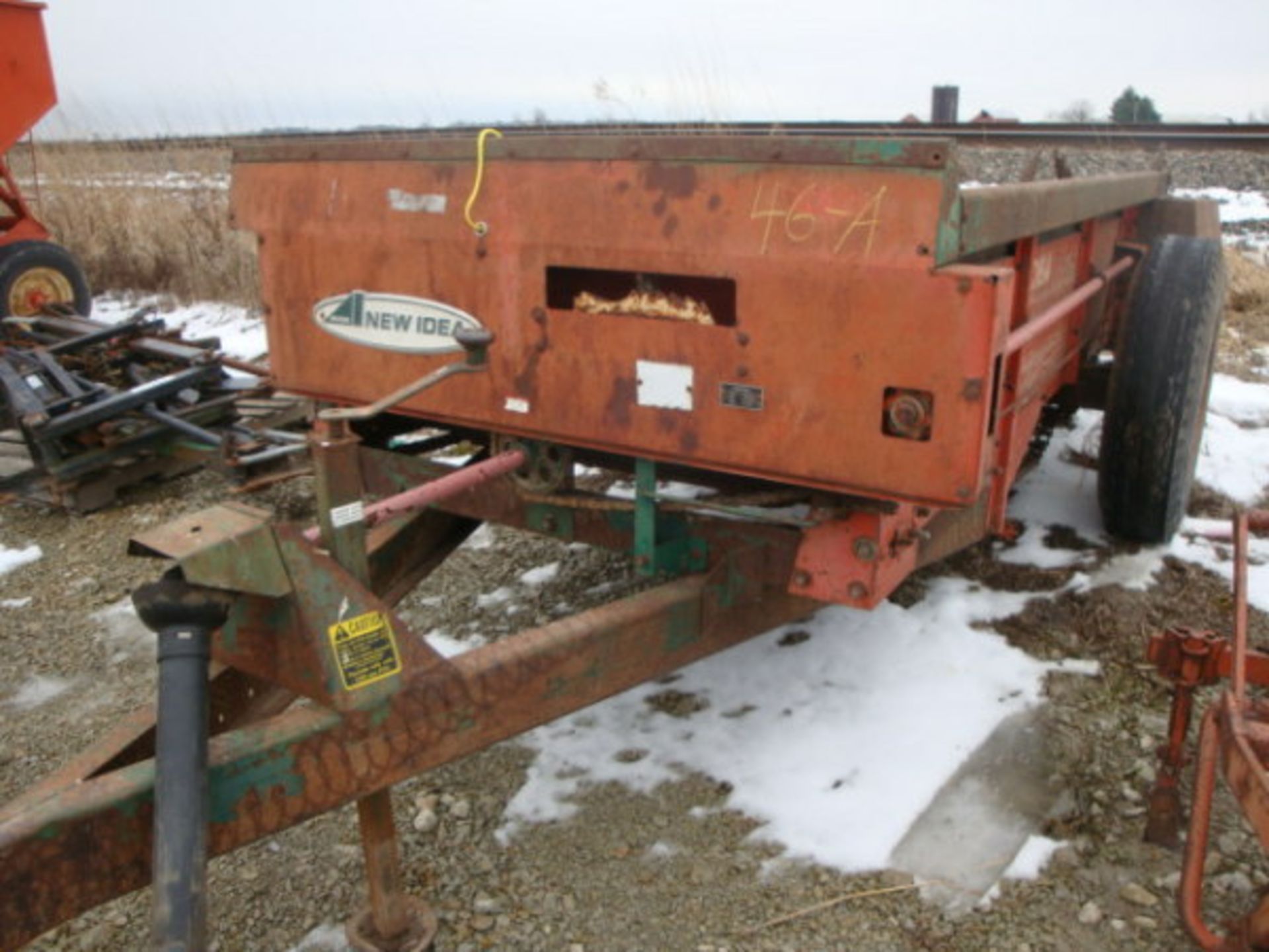 (Lot 46a) New Idea Manure spreader model 217 works good - Image 2 of 3