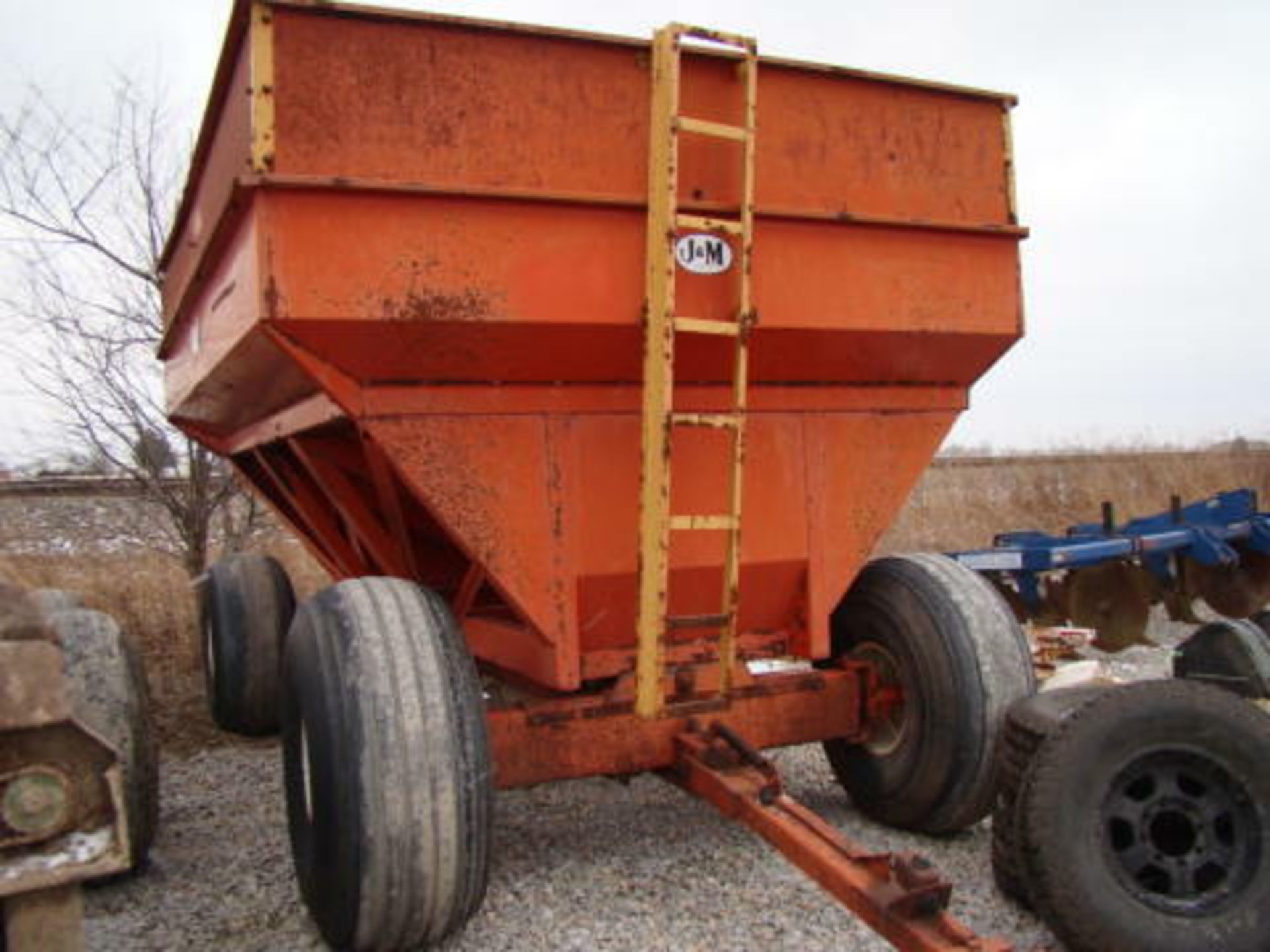 (Lot 146a) J&M 500 bushel gravity wagon