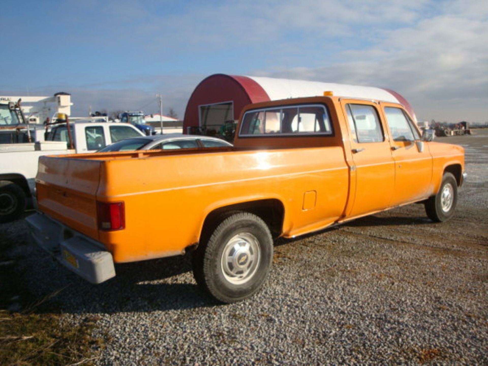 (Lot 86a) 1987 Chevrolet crew cab 2500 gas turck 2wd, 175,599 miles - Image 3 of 3