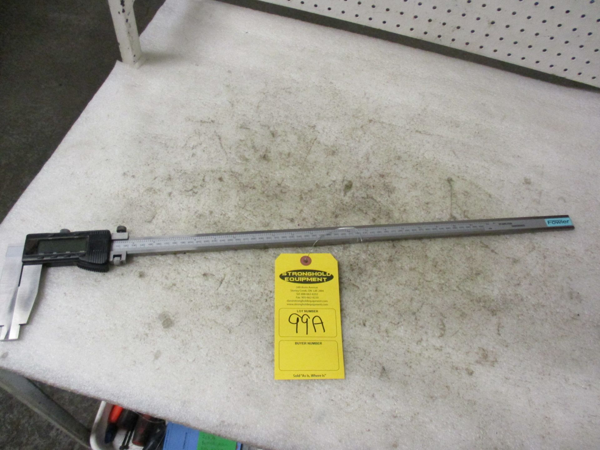 BRAND NEW Fowler 24" / 600mm Digital Caliper - large digital readout display in case - MINT - Image 3 of 3