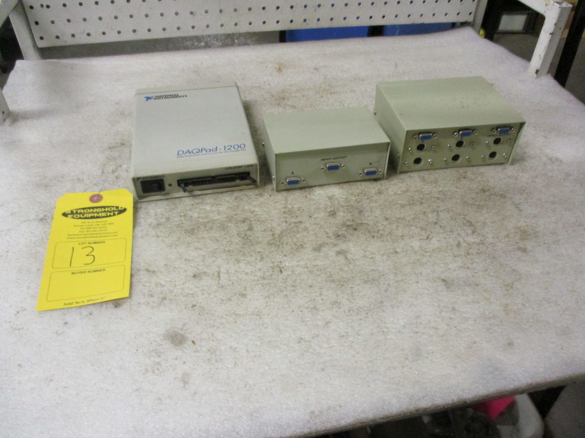 Lot of 3 Data Transfer switches - A to B ports - 1 x National DAQPad 1200
