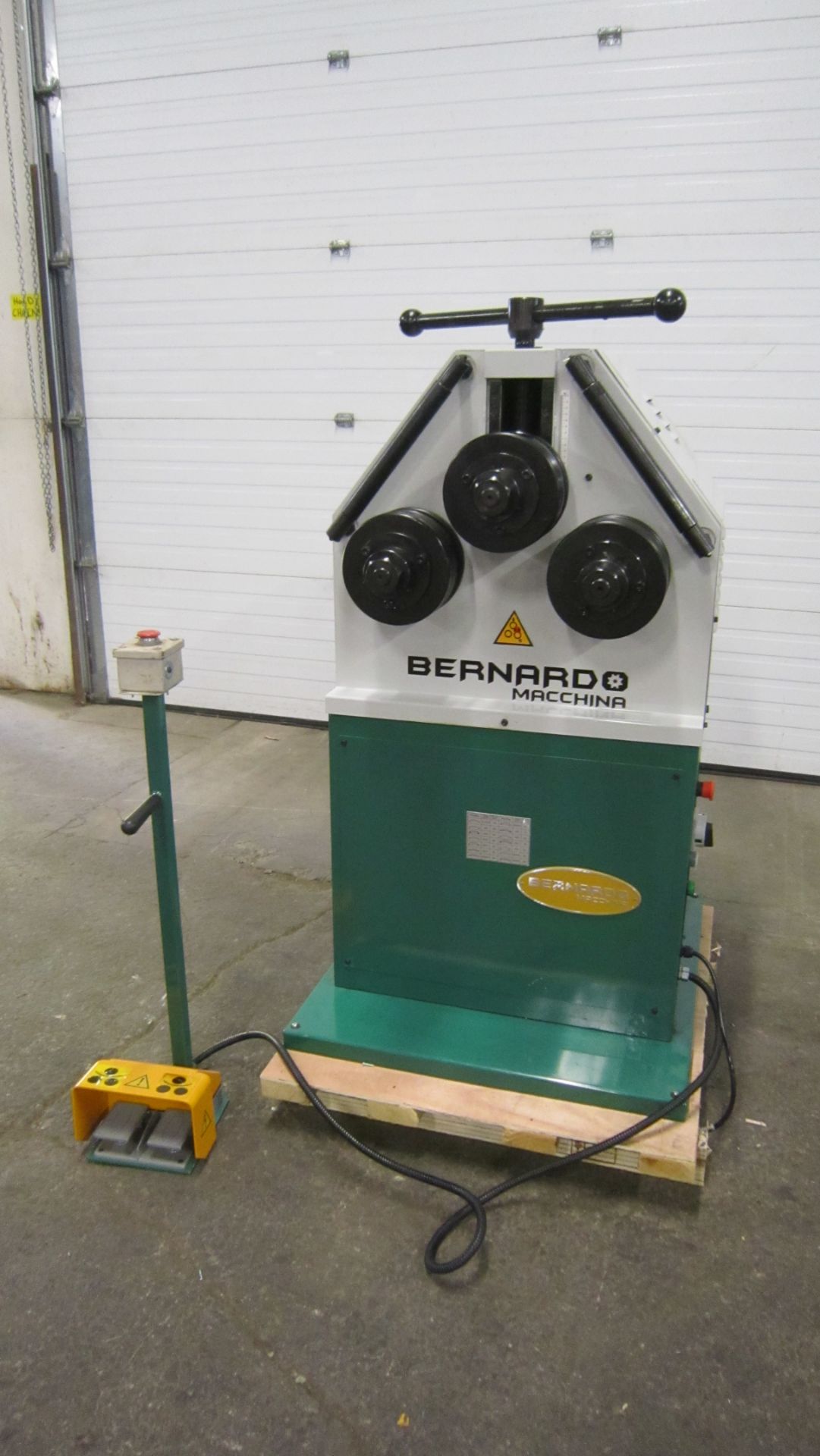 Bernardo Pyramid Angle Rolls - Tube Bender - 220V 3 phase with foot pedal control - MINT / UNUSED - Image 2 of 2