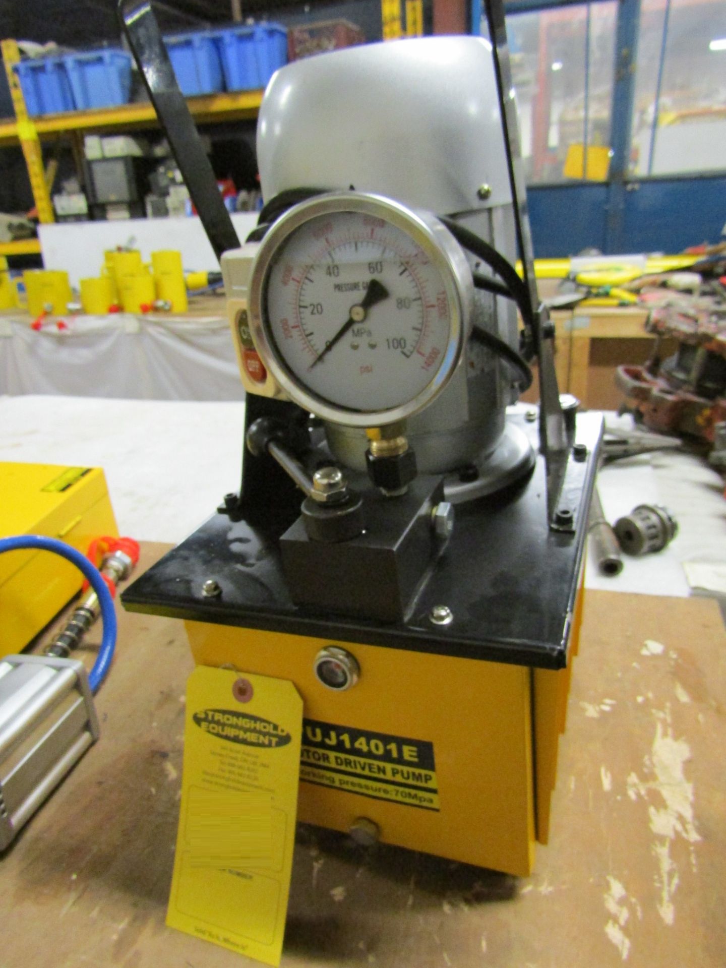 Power Team Hydraulics Electric Powerpack type - 120V single phase hydraulic pump - UNUSED & MINT