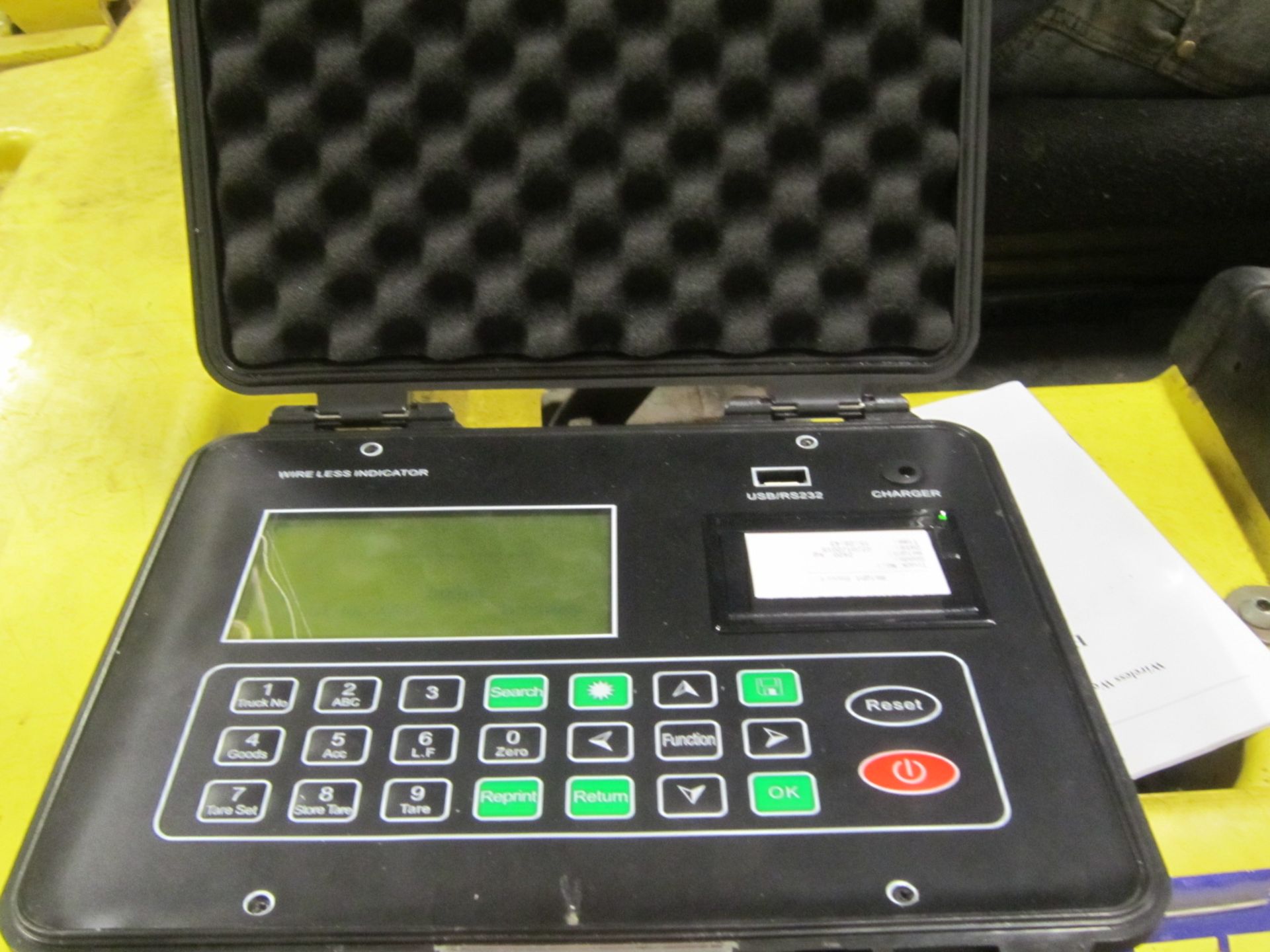 RW 10 TON Wireless Crane Scale with Digital Readout in Breifcase with charger up to 20000lbs - Image 2 of 2