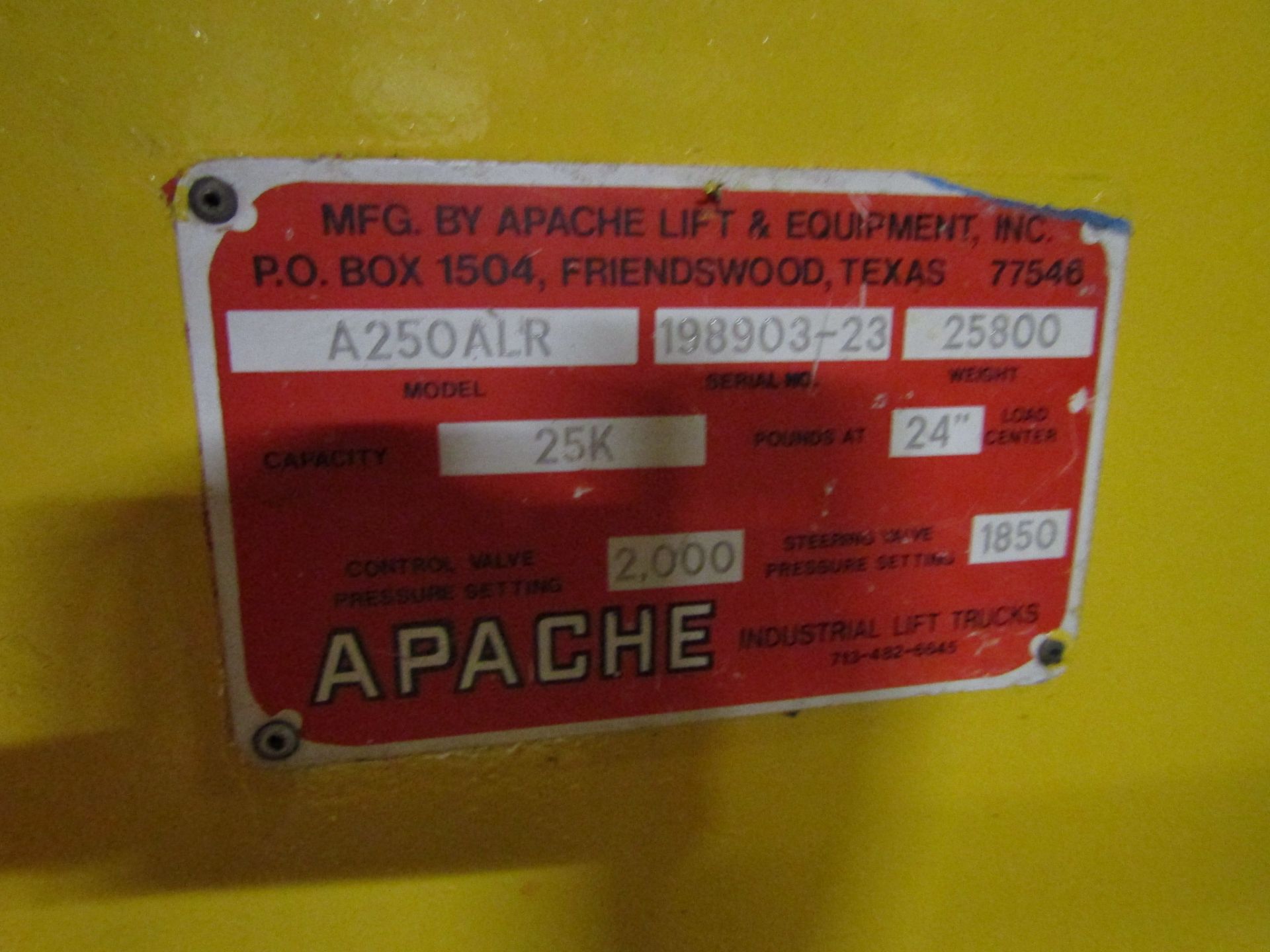 Apache 25000lbs Capacity Forklift - LPG (propane) (no propane tank included) - Image 3 of 3