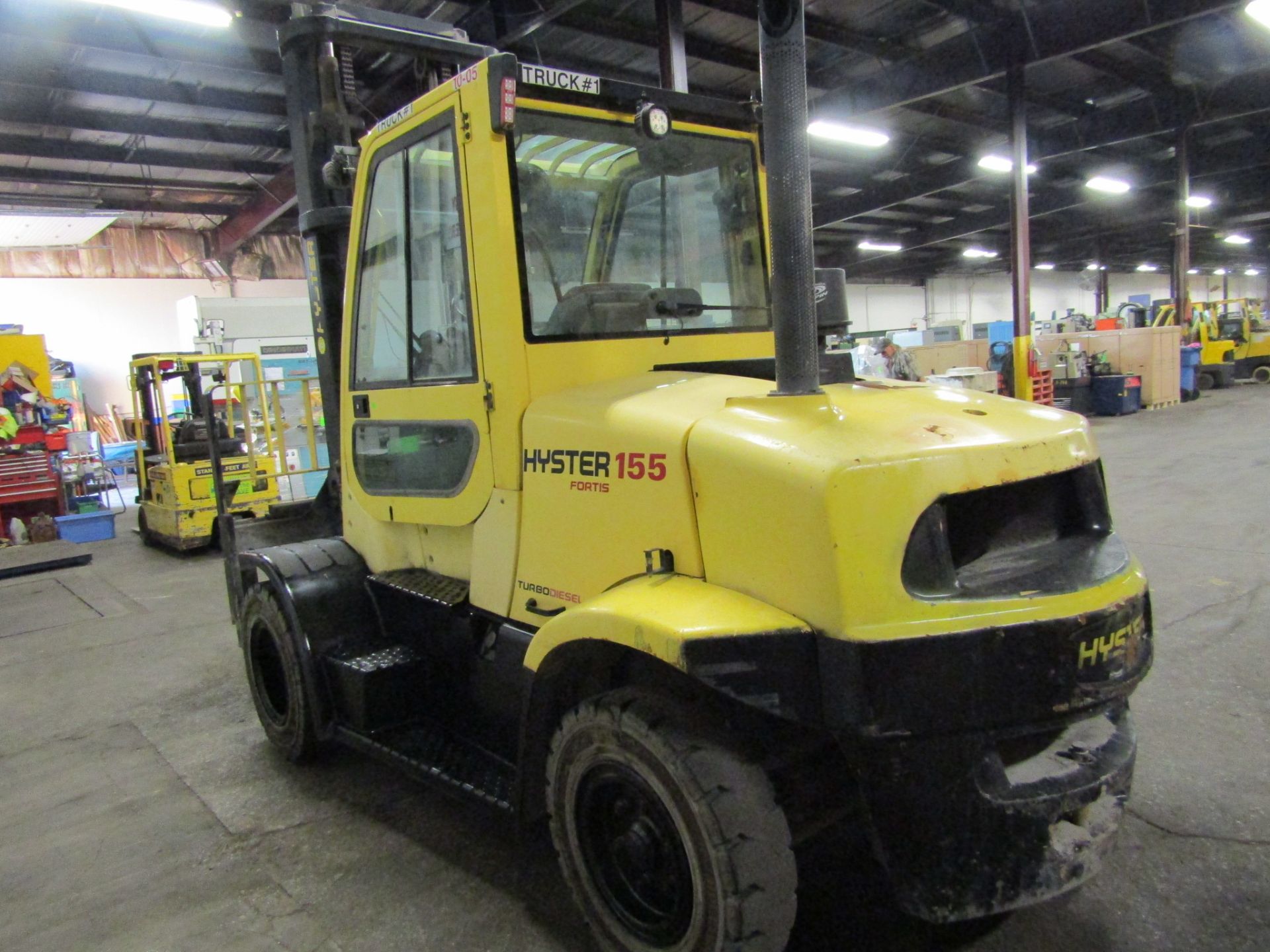 2010 Hyster 15000lbs Capacity OUTDOOR Forklift - Turbo diesel fuel with sideshift - 65" forks - Image 3 of 3