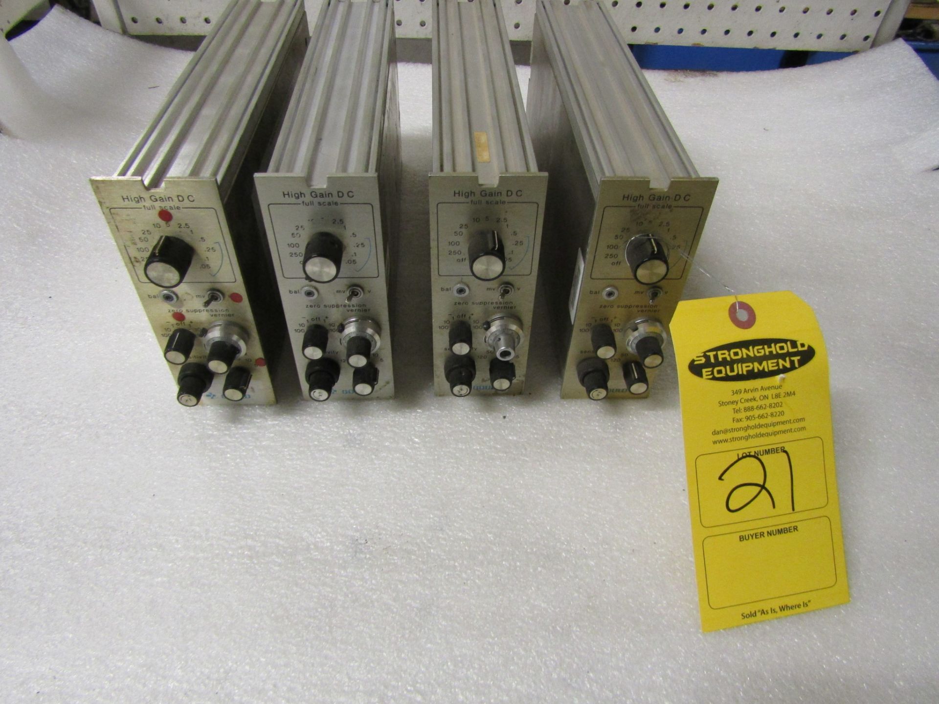 Lot of 4 (4 units) Gould High Gain DC Amplifiers
