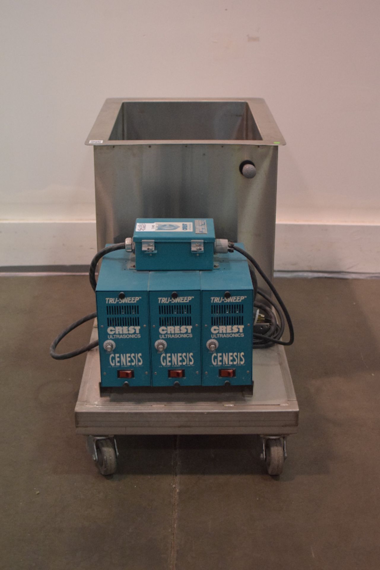 Crest Ultrasonics 4HT1826.18.ST Portable Cleaner - Image 3 of 9