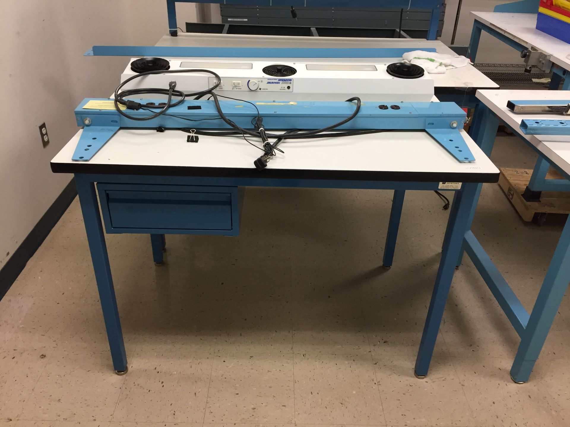 Workplace approx 4' Laminated workstation bench