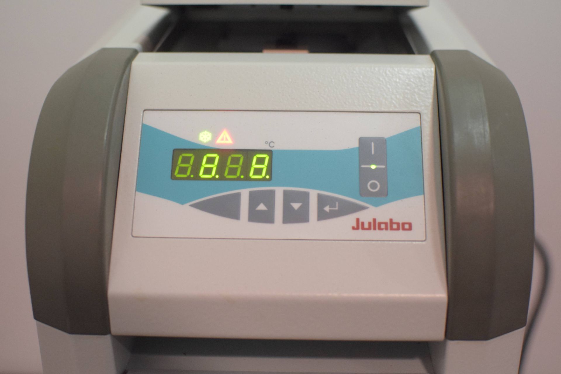 Julabo FL300 Recirculating Chiller - Image 2 of 2
