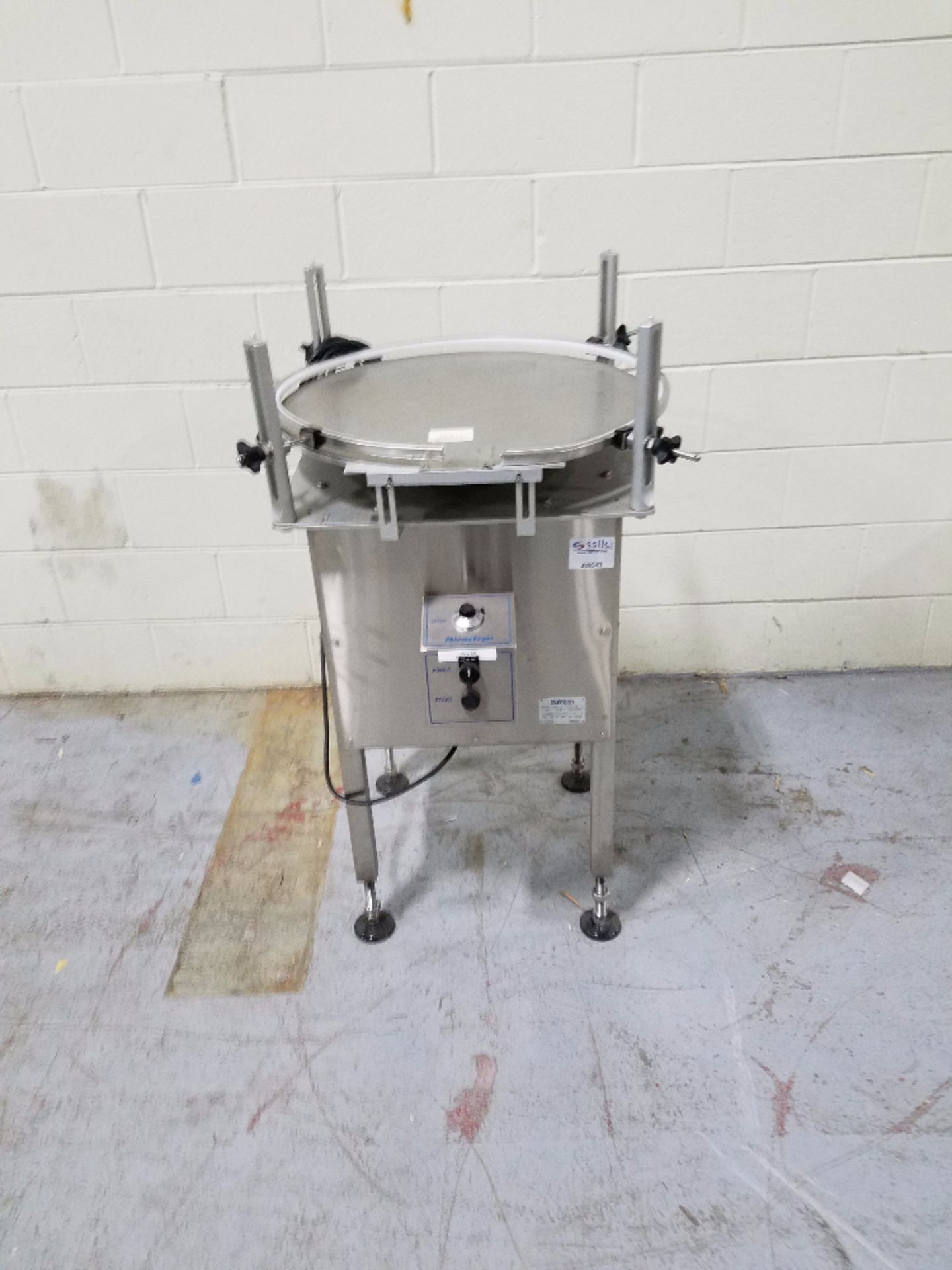 Kalish 24" Accumulation Table