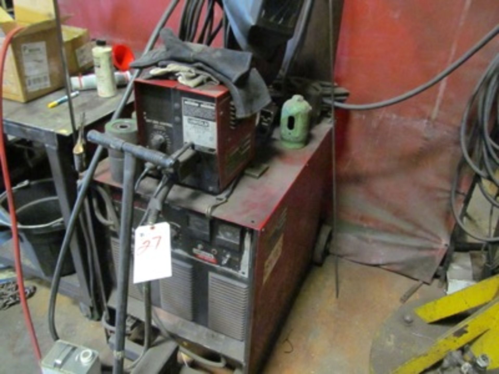 Lincoln mod. CV-400, 400 Amp Welder w/ Wire Feeder, 2-Phase