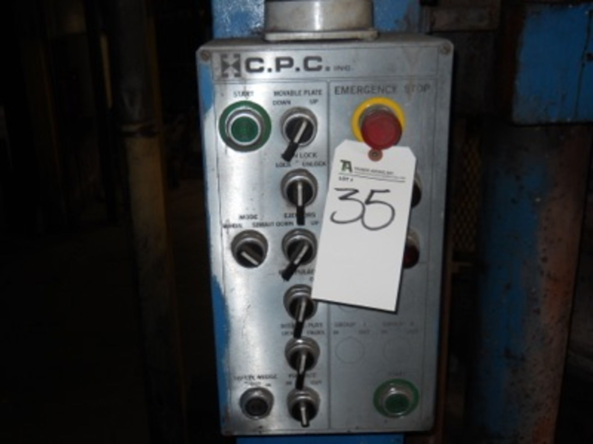 CPC mod. 1101 Counter Pressure Casting Machine w/ Shuttle Loading Arm; Unit 05 - Image 4 of 5