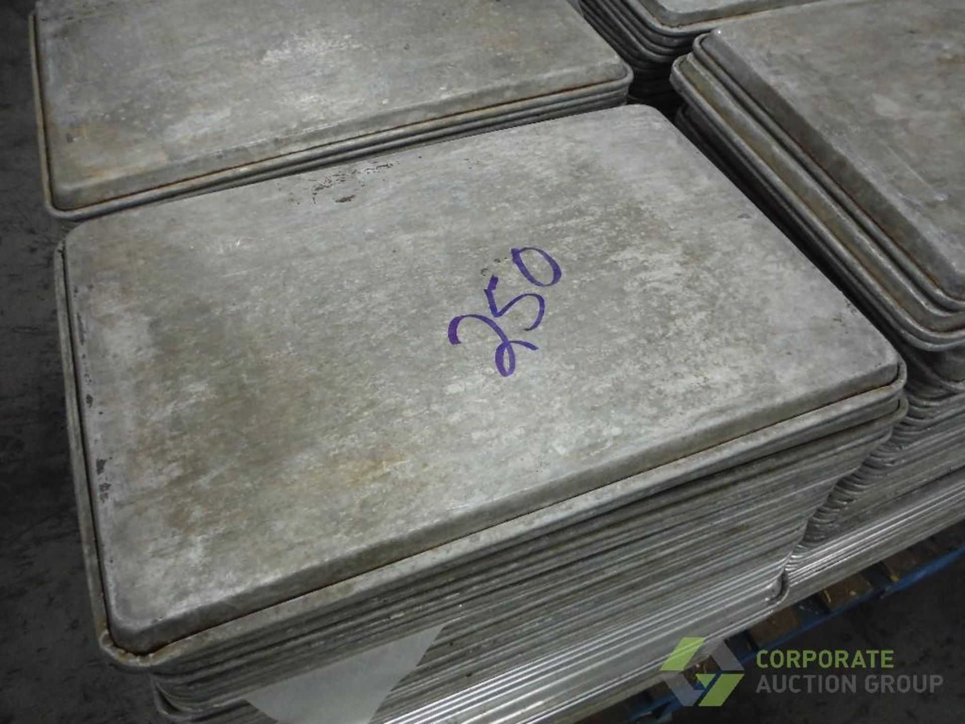 Bakery sheet pans, 26 in. x 18 in. approx. 250 (LOT) - Image 3 of 3