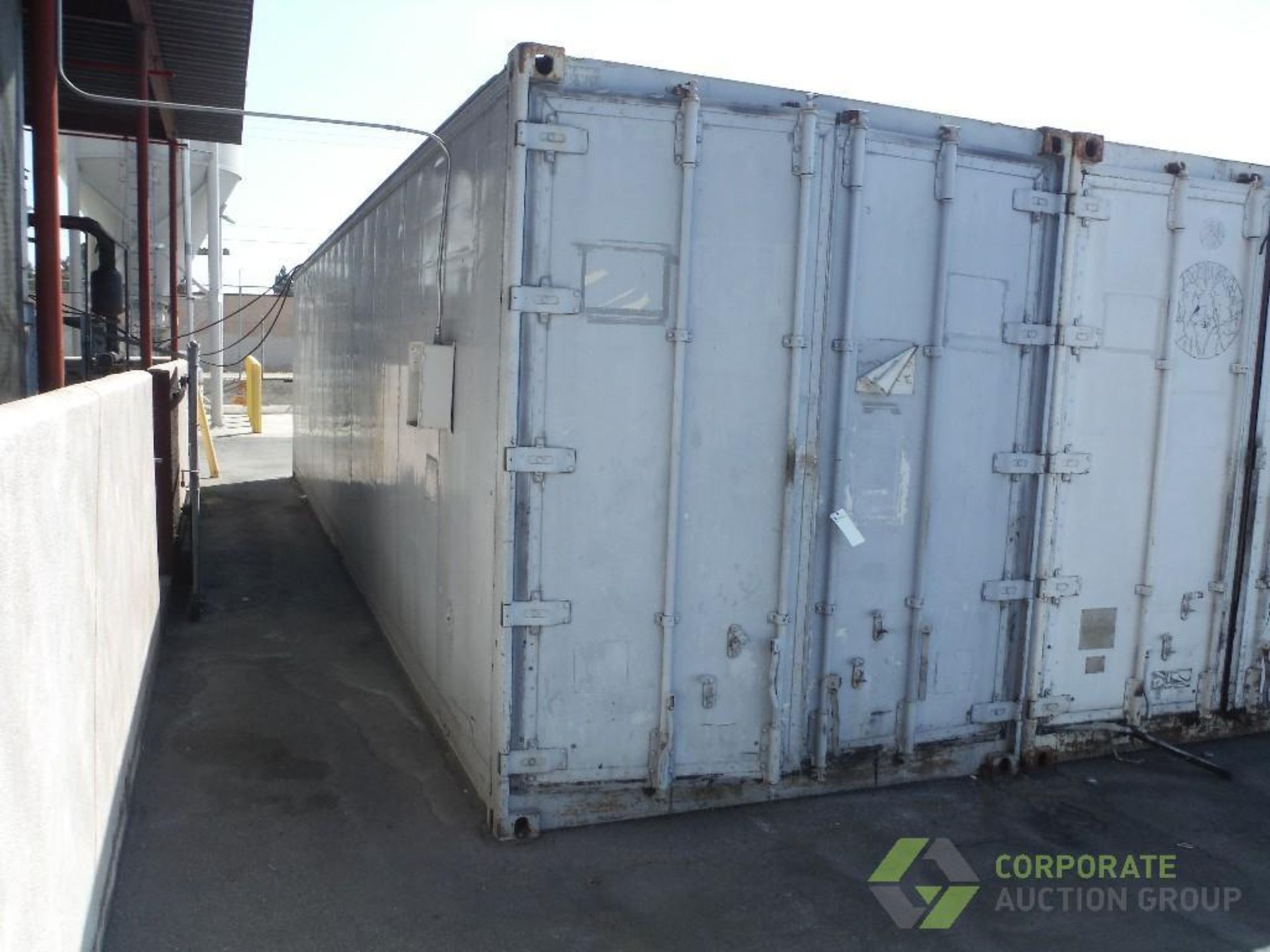 Refrigerated shipping container, 40 ft. x 96 in. wide x 114 in. tall - Image 2 of 8