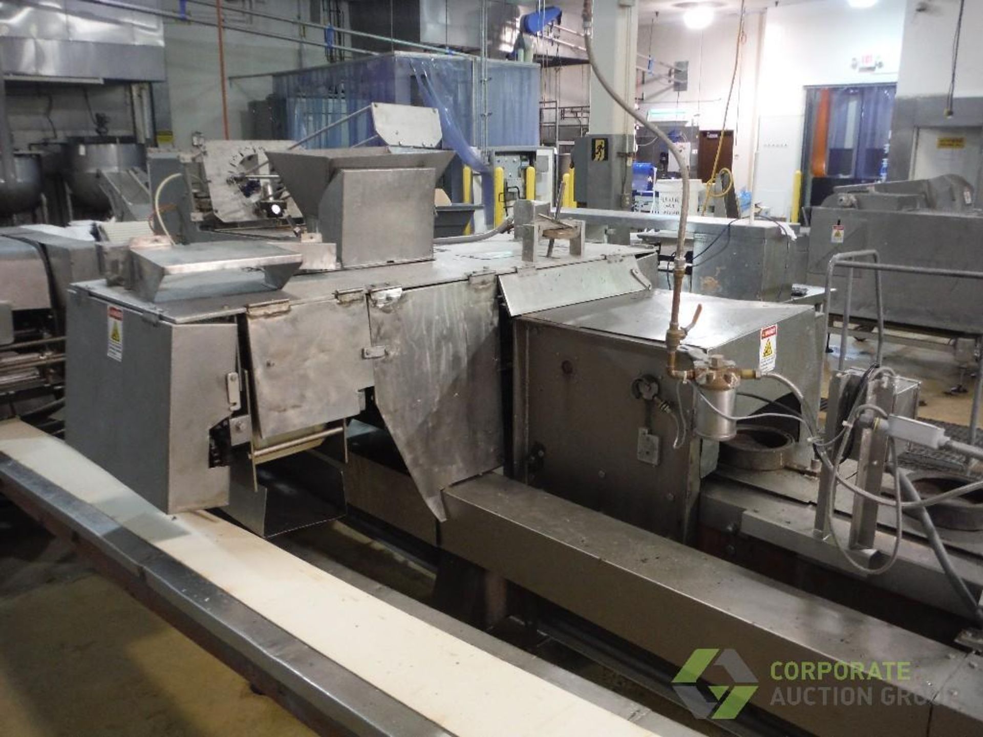 Colborne series 15 complete pie line, Model AX08000, SN 1262-97, denester, duster, dual lane - Image 17 of 41