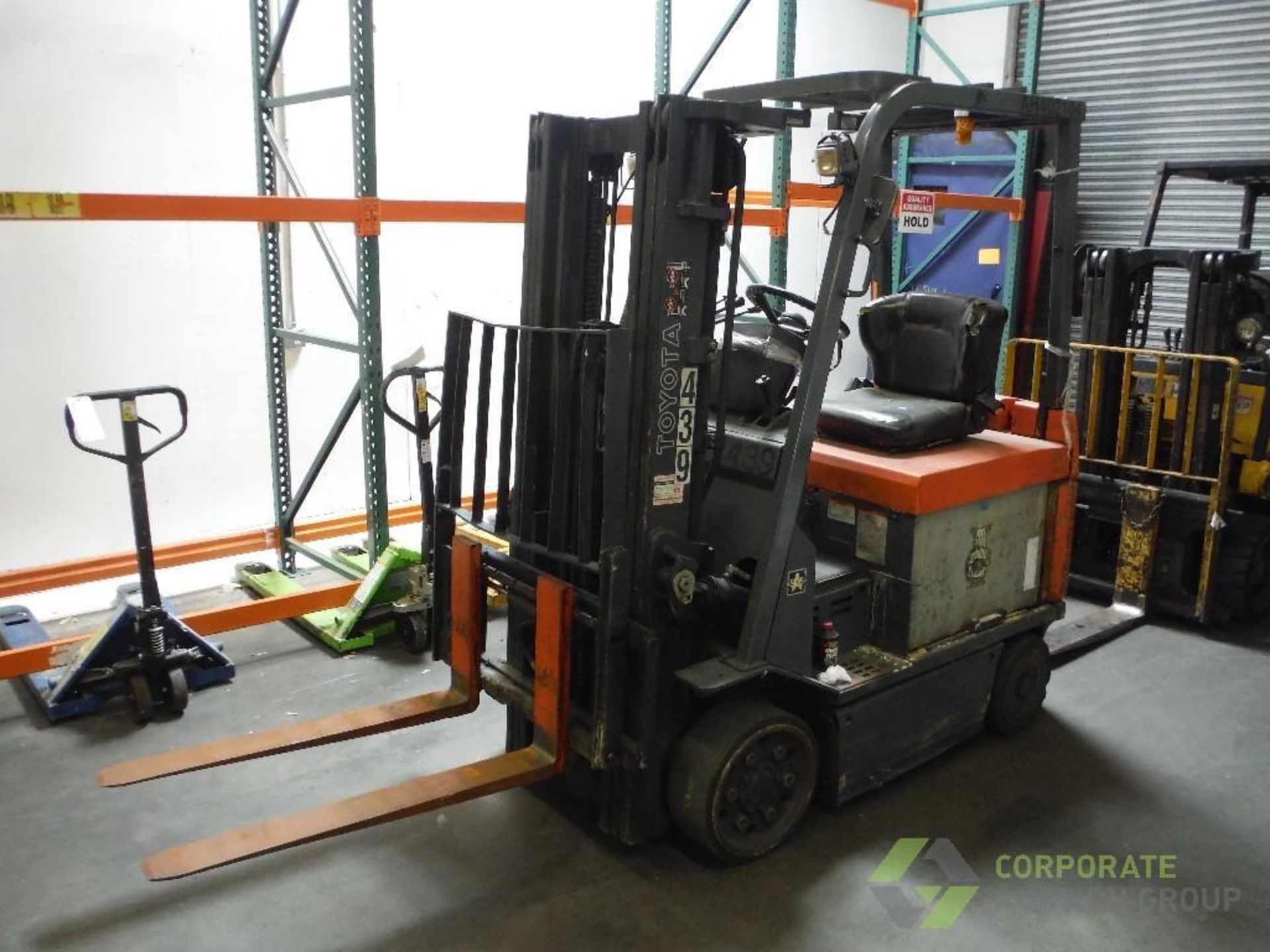 Toyota 36 volt electric fork lift, Model 7FBCU20, SN 60989, 3500 lb. capacity, side shift, 3 stage