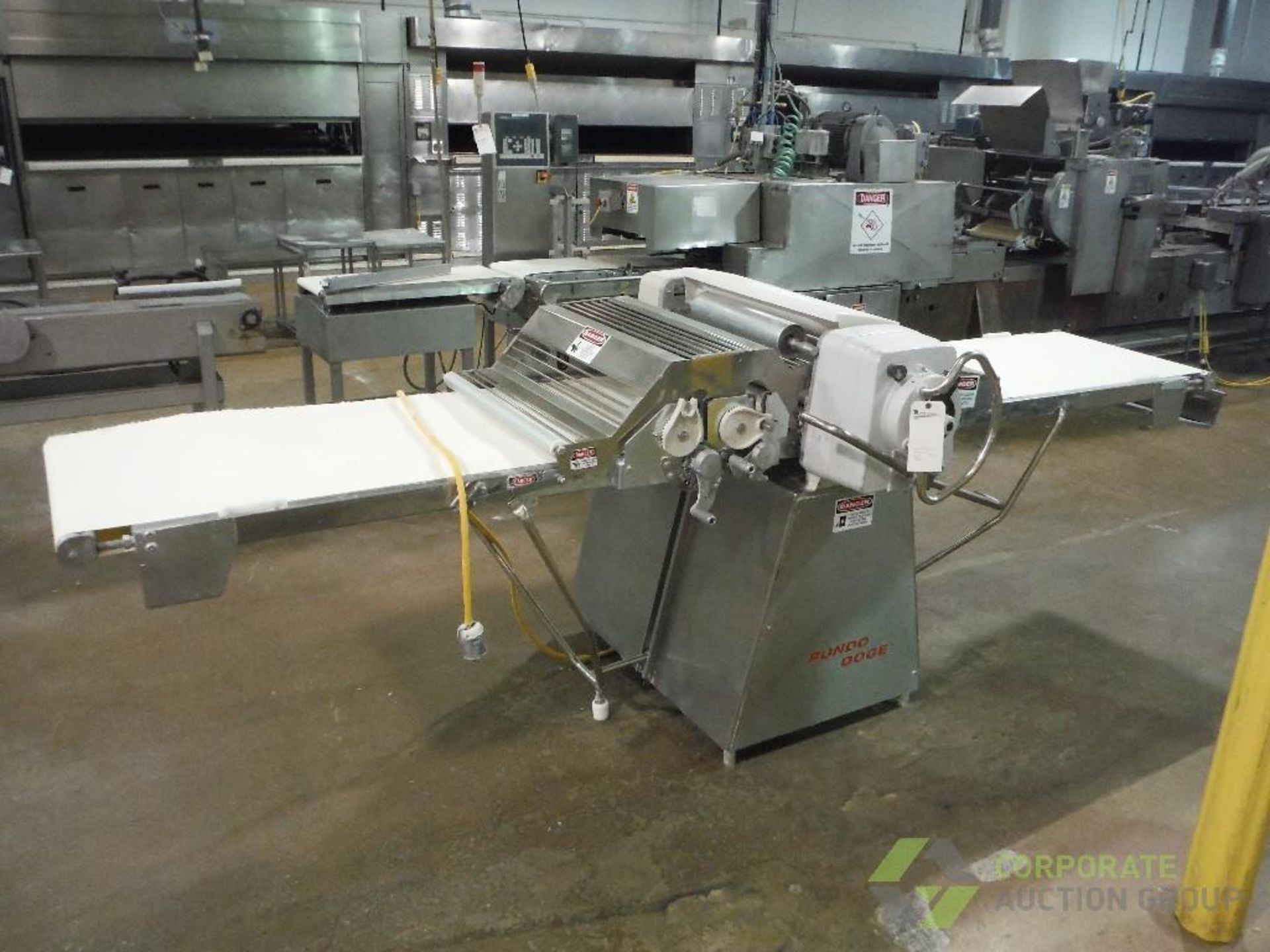 2009 Rondo sheeter, Model 550640, SN C9A211010, 132 in. long x 24 in. wide x 35 in. tall, with - Image 3 of 7