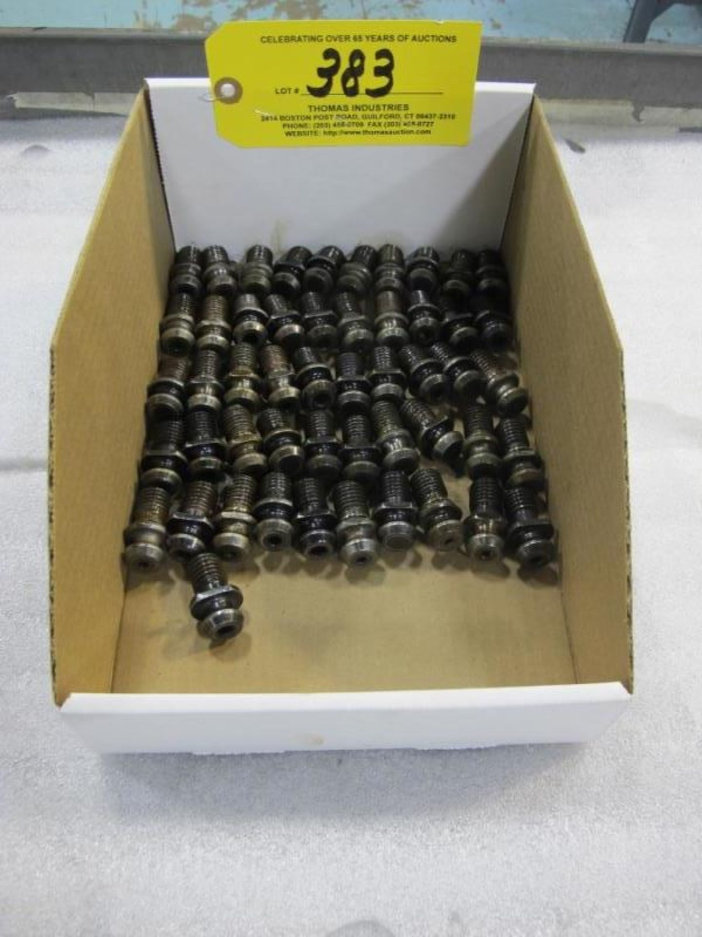 Lot CNC Pull Studs