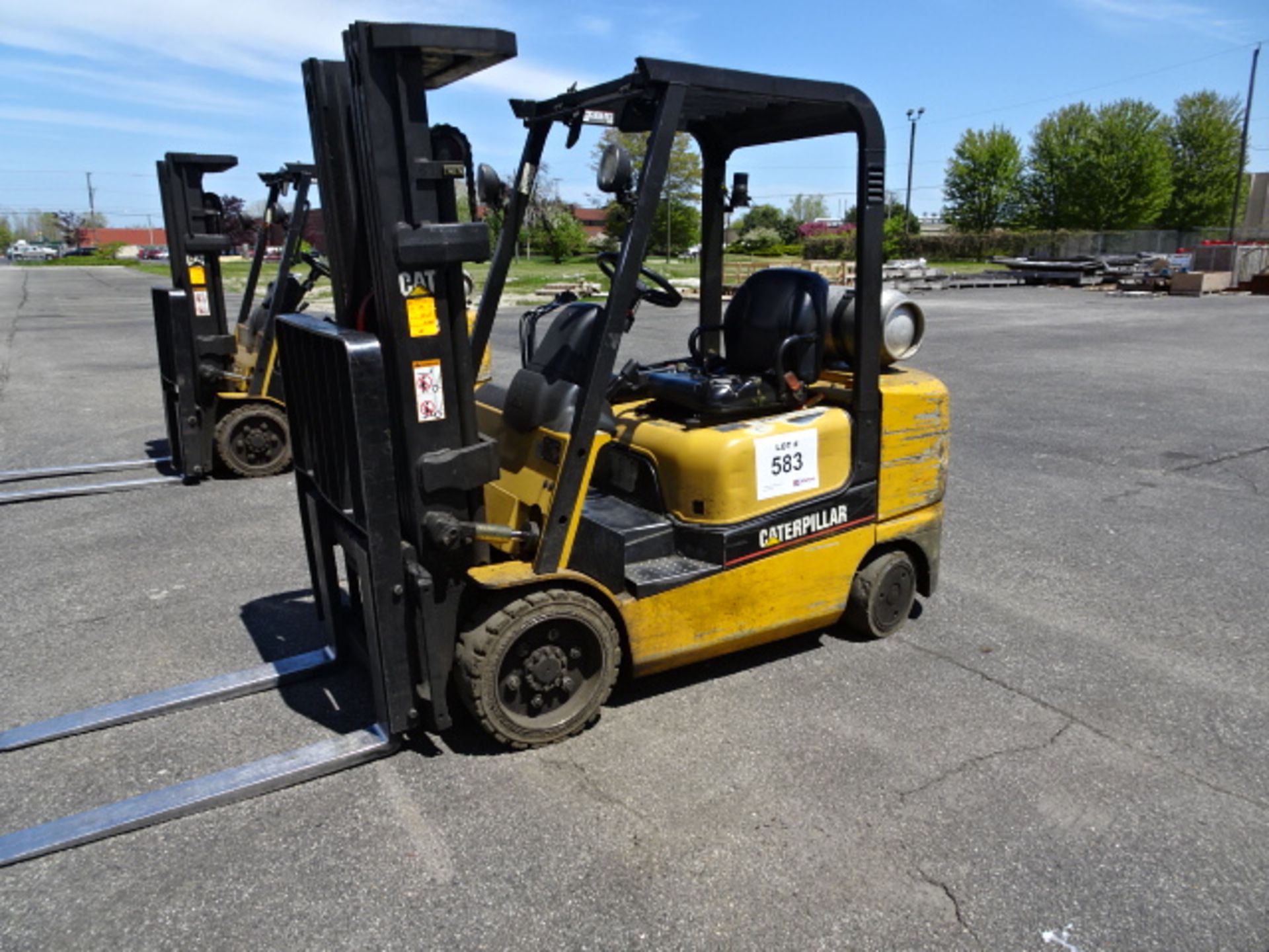 Caterpillar LPG 5000-Lb Forklift w/ Triple Mast, Side Shift, Solid Wide Track Tires, 10569 Hours,