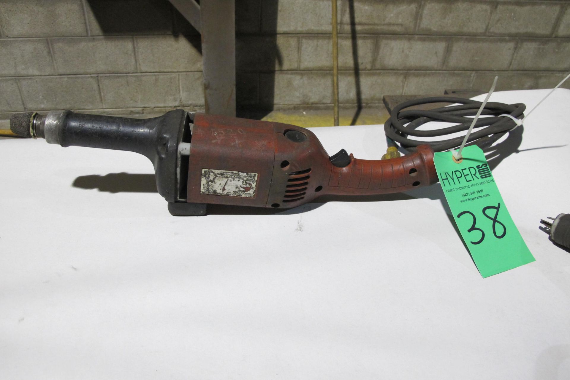 Milwaukee Heavy Duty straight grinder