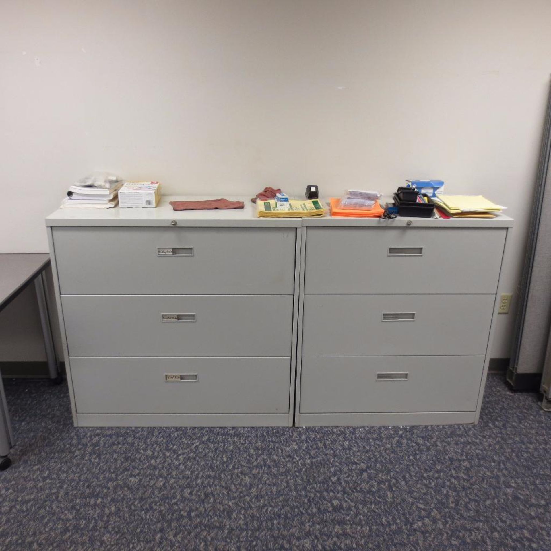 Office Dividers, Desk, File Cabinets and Chairs - Image 4 of 7