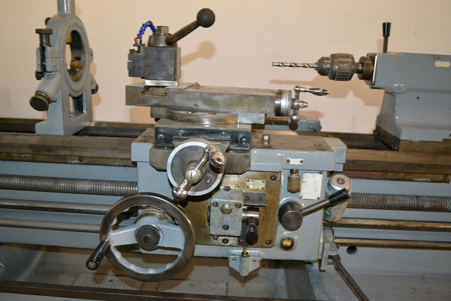 Whacheon Webb WL-435 17″ x 59″ Gap Bed Engine Lathe - Image 6 of 16