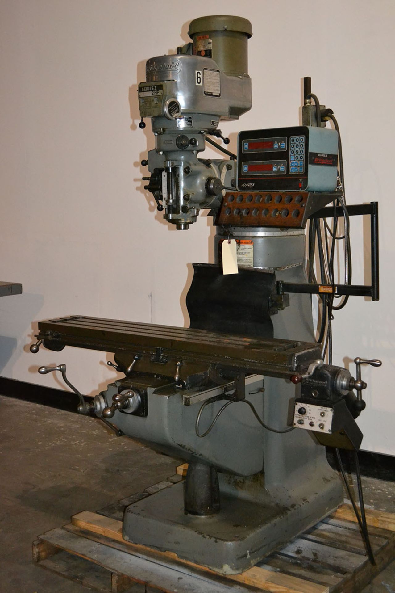 Bridgeport Series I 9″ x 48″ Variable Speed Milling Machine w/ Acu-Rite DRO - Image 3 of 14