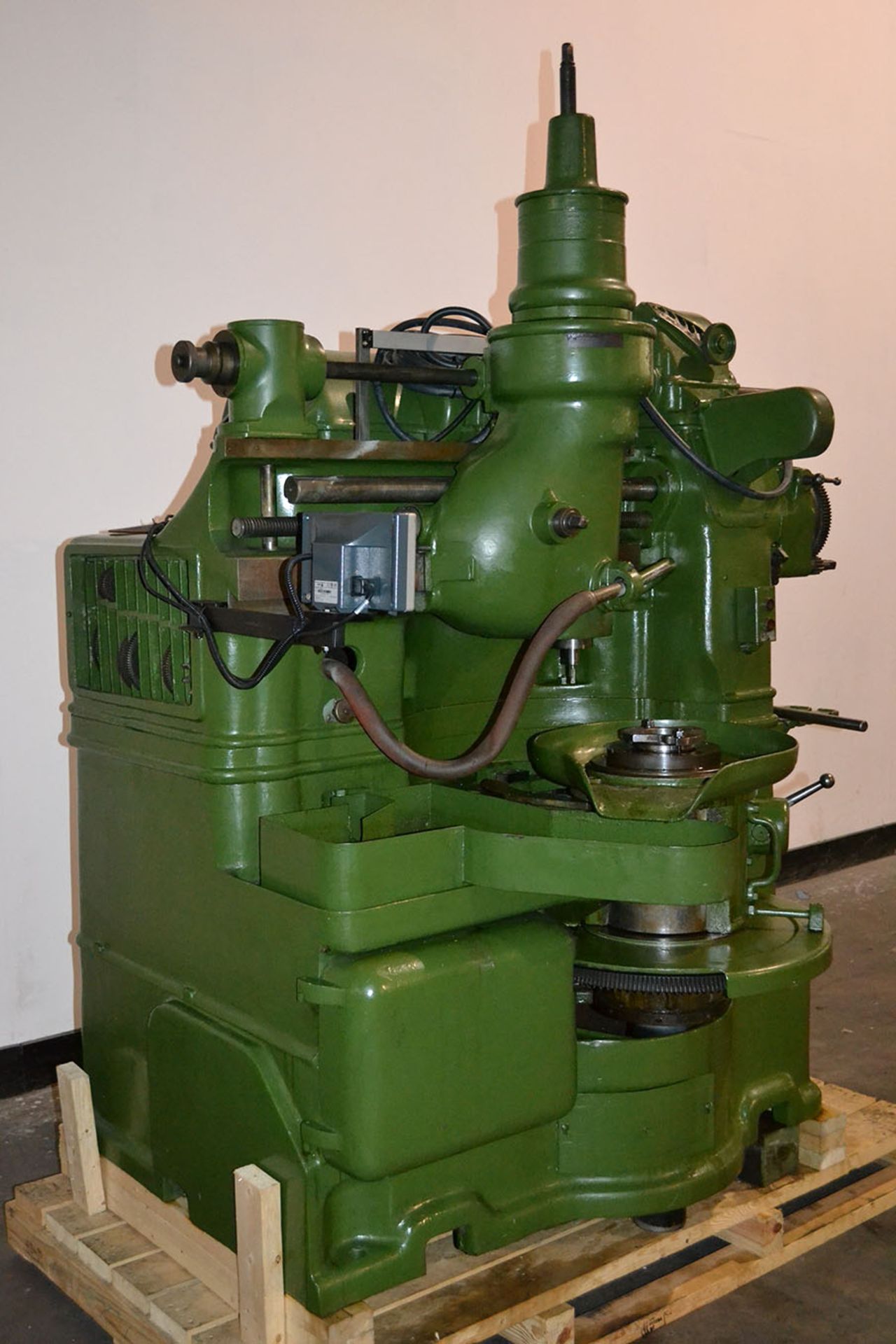 Fellows 645A Gear Shaper w/ Fagor DRO - Image 4 of 17