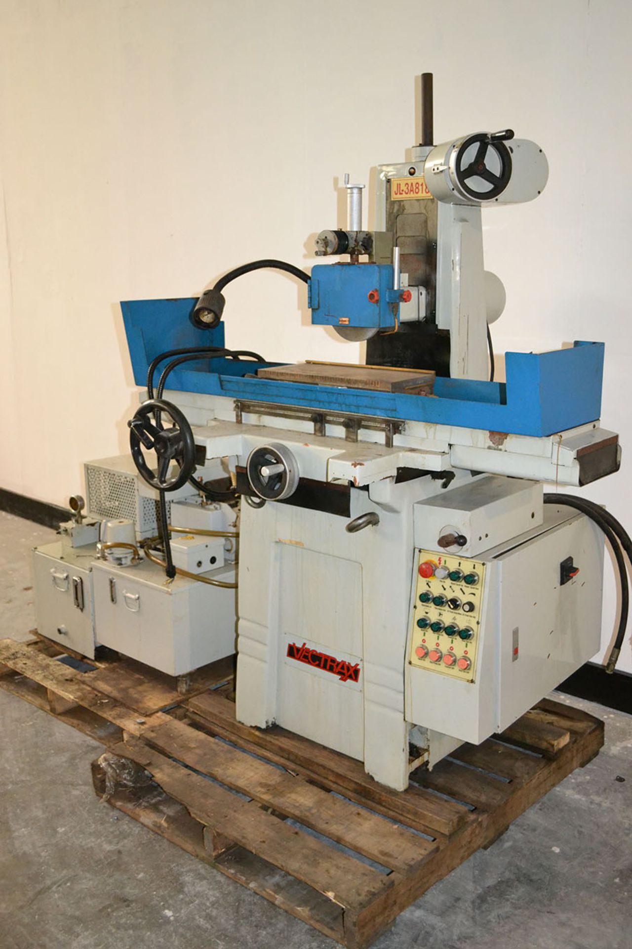 Vectrax JL-3A818 8″ x 18″ Hydraulic Automatic Surface Grinder - Image 2 of 11