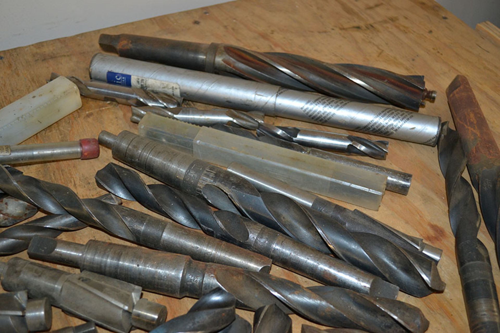 Wide Assortment of Drill Bits / End Mills / Tooling - JG-151202 - Image 5 of 8