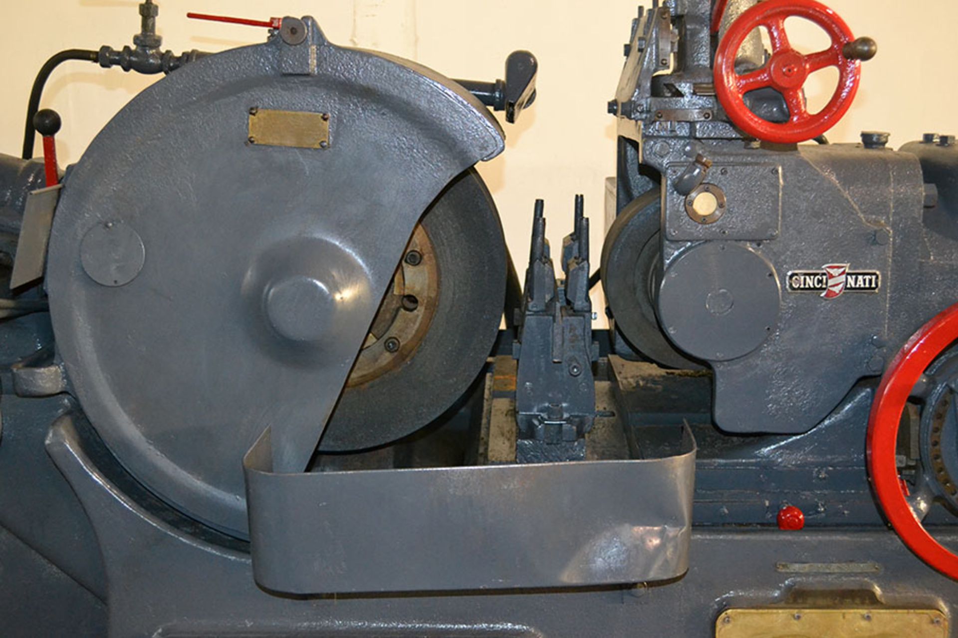 Cincinnati #3EA 24″ Centerless Grinder - Image 4 of 16