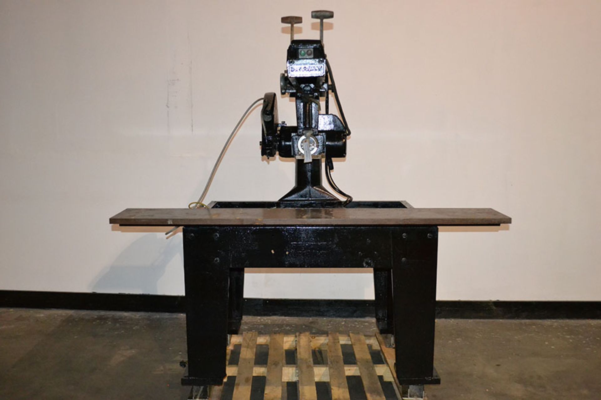 The Original 3558 20″ Super Duty 7.5HP Long Arm Radial Arm Saw - Image 2 of 9