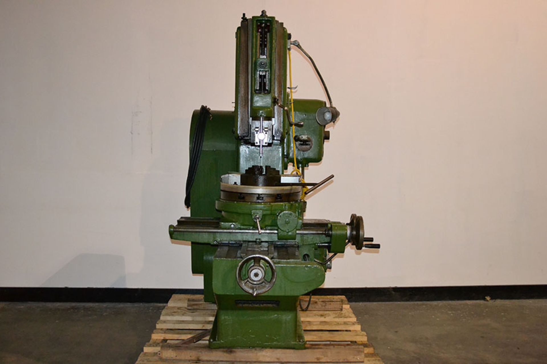 Heavy Duty 8″ Vertical Keyseater Slotter / Shaper, Video