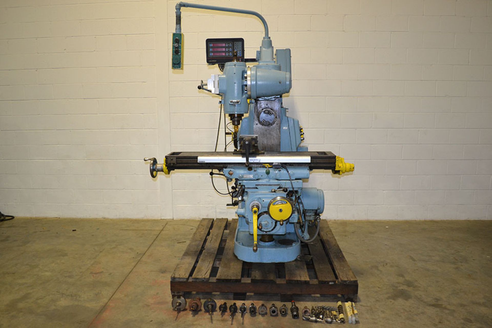 Cincinnati # 2MI Vertical Milling Machine w/ DRO, Retrofitted Controller