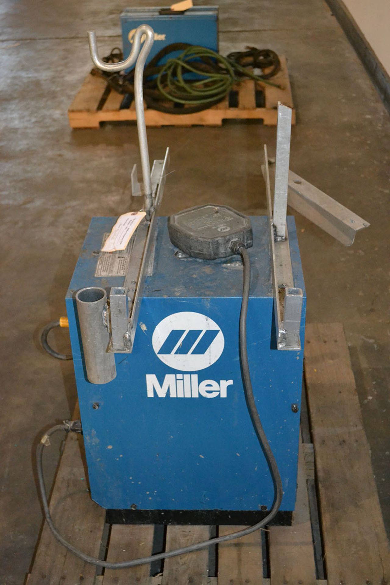 Miller Regency 250 200 Amp Welder Power Source w/ Miller WC-24 Weld Control - Image 8 of 11