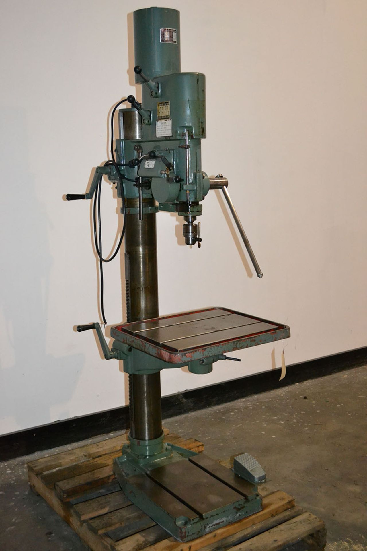 Feeler S600B 24″ Geared Driven Drill Press w/ Power Down Feed - Image 4 of 13