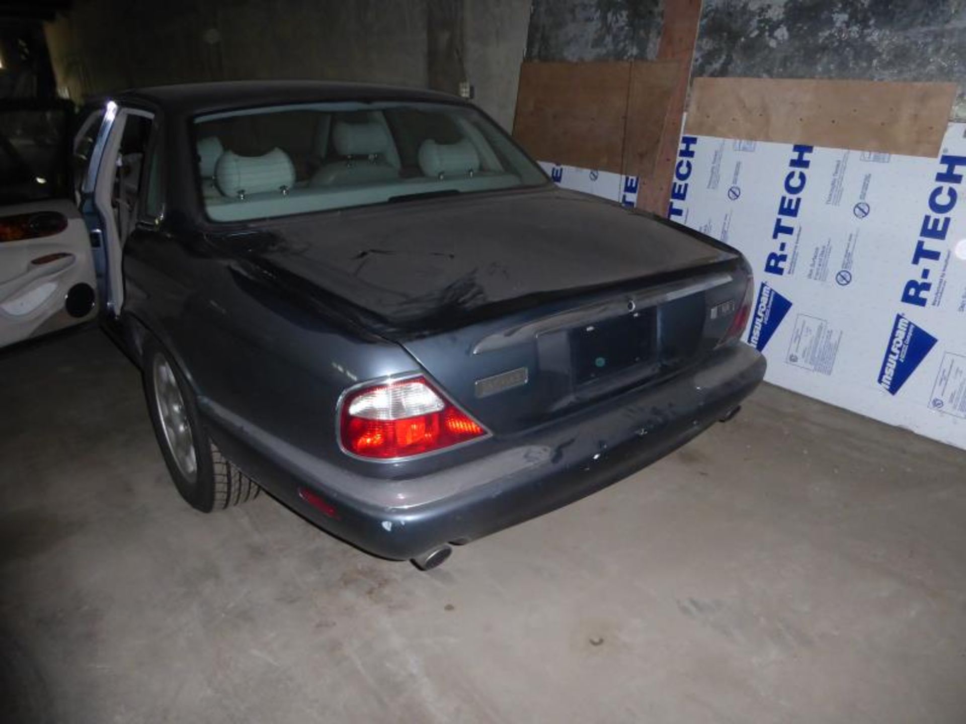 1998 Jaguar XJ8, Not Running - Image 6 of 14