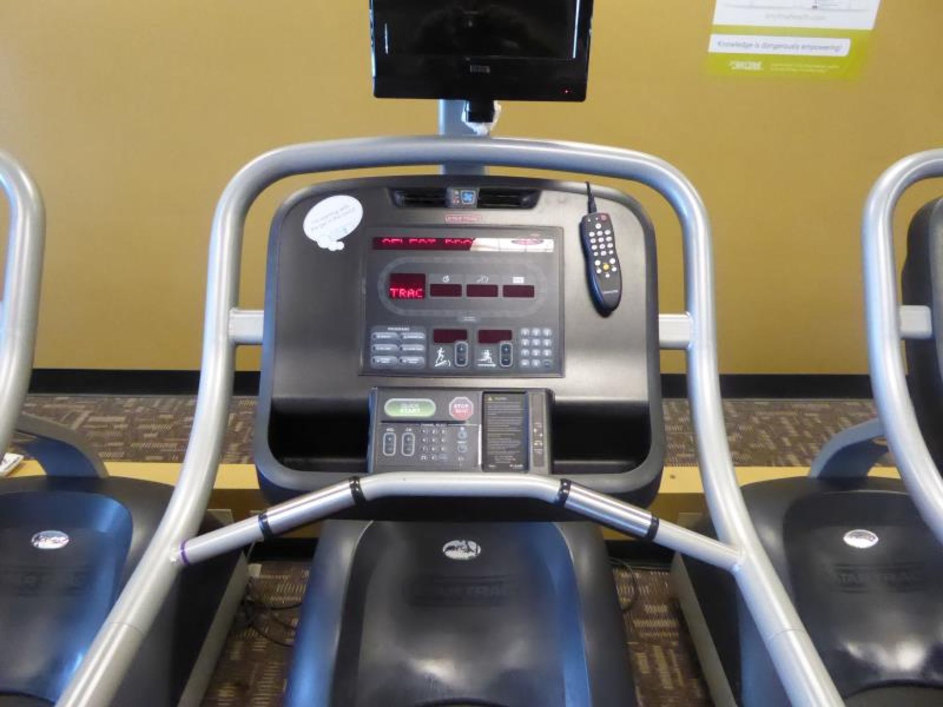 Treadmills by Star Trac, Model: 9-9001-MUSAP0, SN: TREN0708-U02070 SN: TREN0708-U02070 - Image 4 of 4