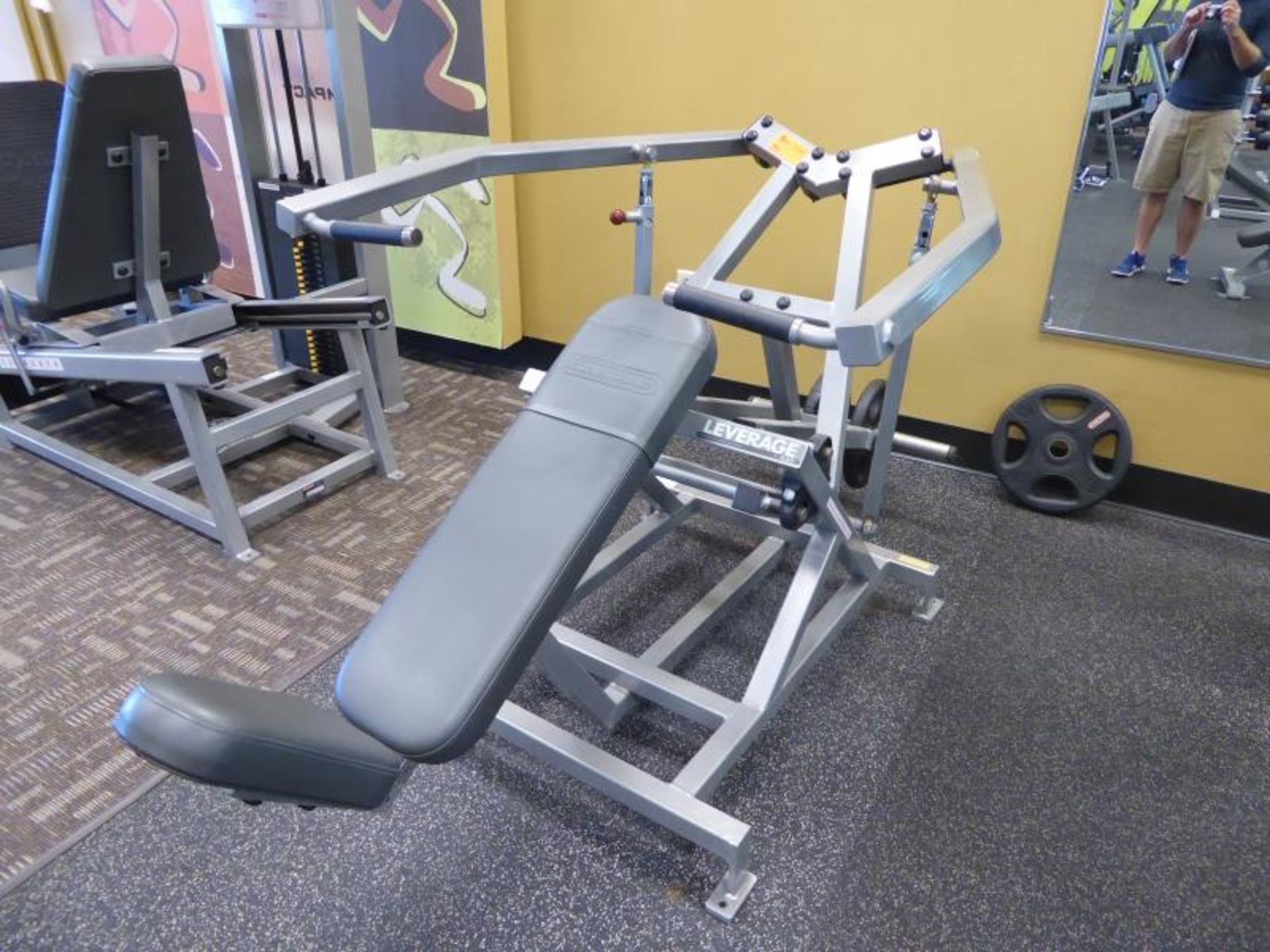 Star Trac Leverage by Flex, Incline Bench, Model: L-2001, SN: LE70701541 L-2001, SN: LE70701541 - Image 2 of 2