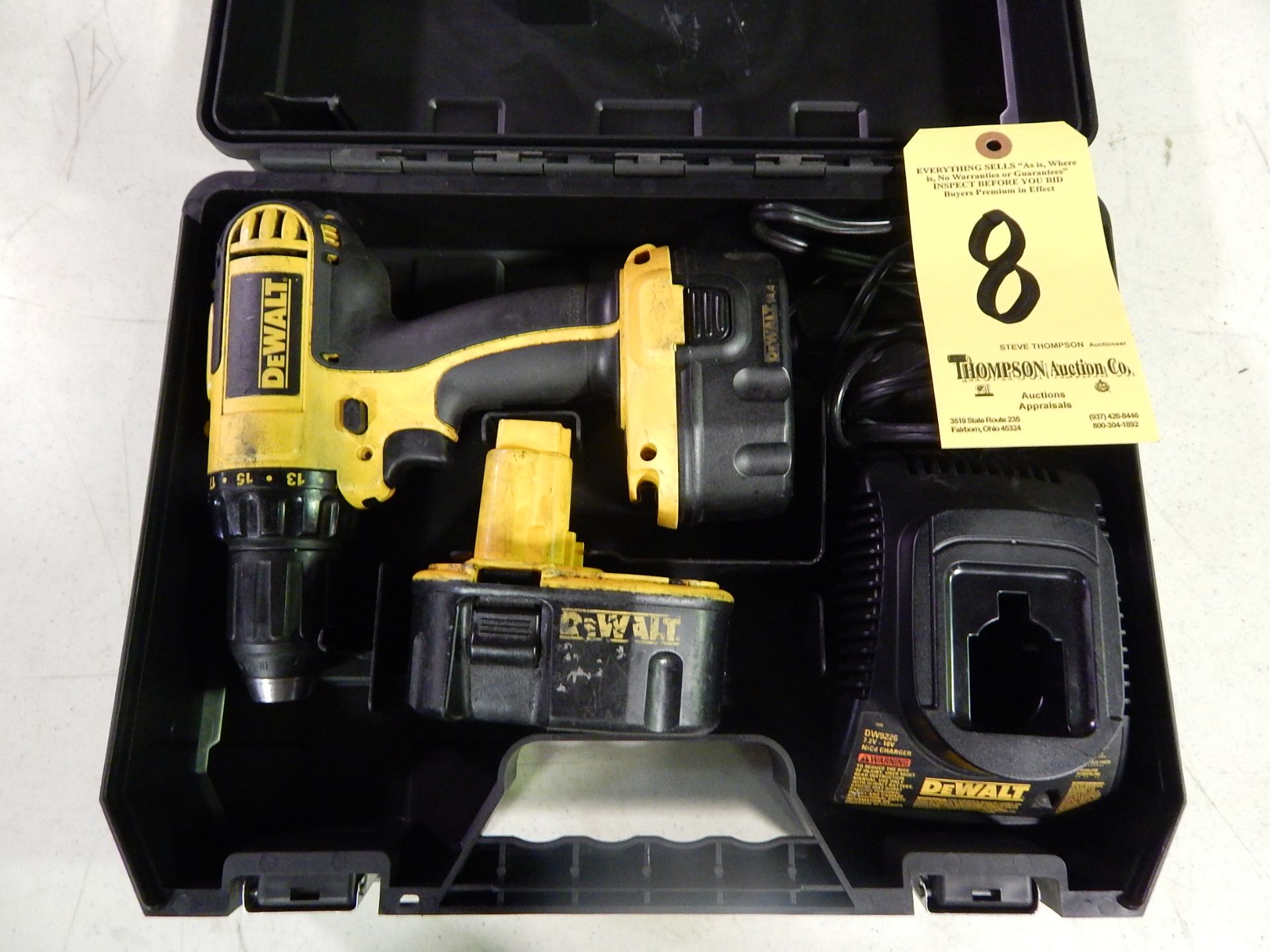 Dewalt 14.4 Volt Cordless Drill with Charger and Case