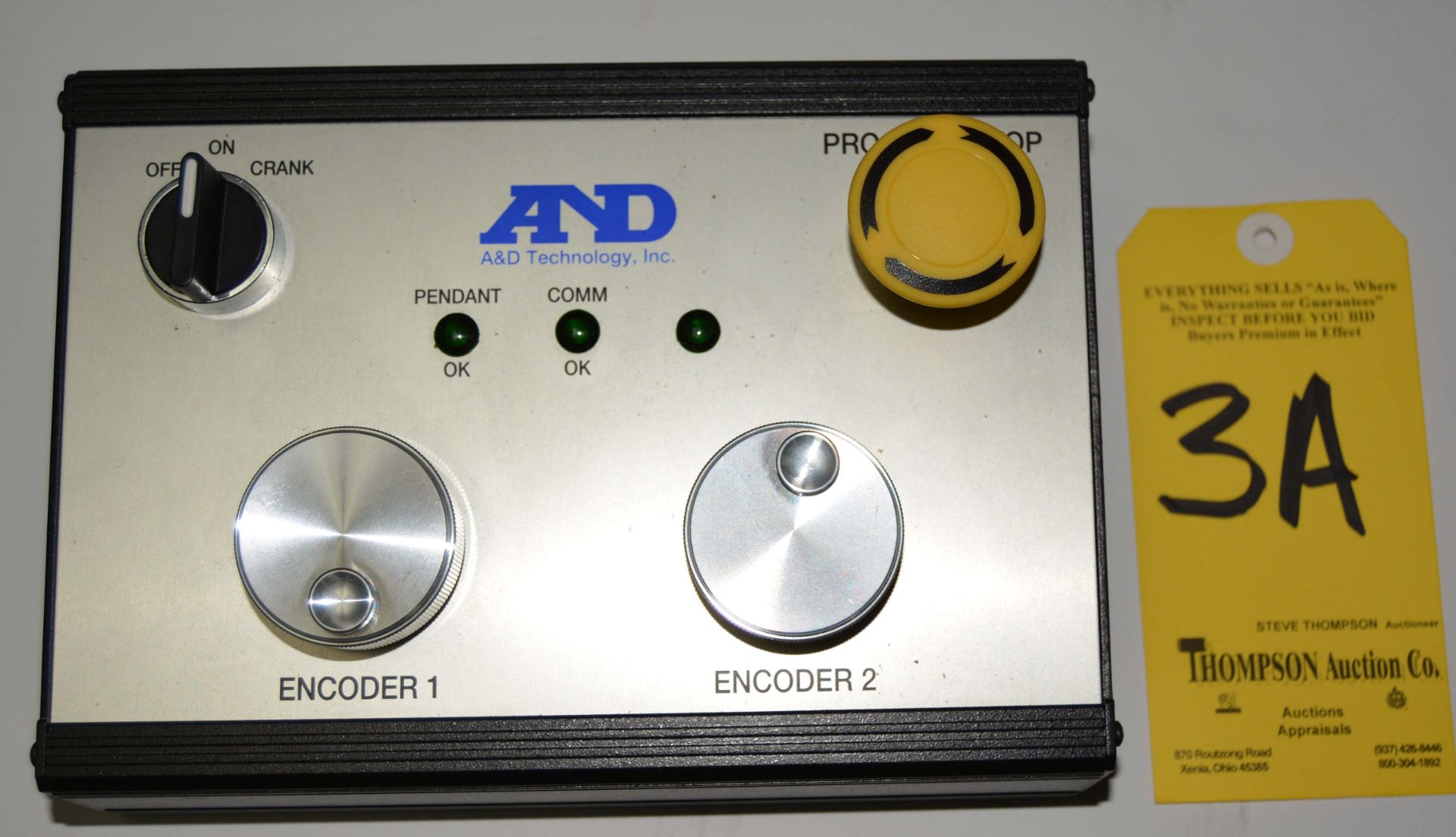 A&D Mini Operator Pendant Model 435, s/n 156360413, 2 Optical Controllers, Serial Interface to iTest
