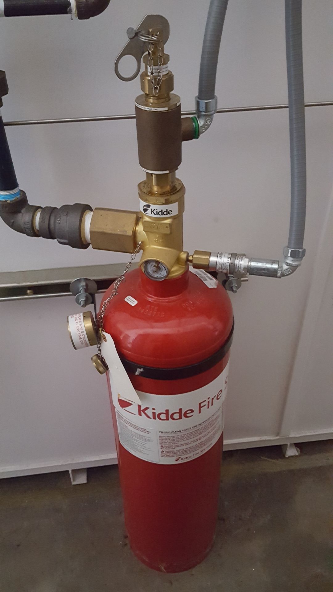 Kidde Dry Chemical System, w/ Aeigus Control Panel, Battery Backup, Alarm, Explosion Proof Strobe - Image 3 of 14