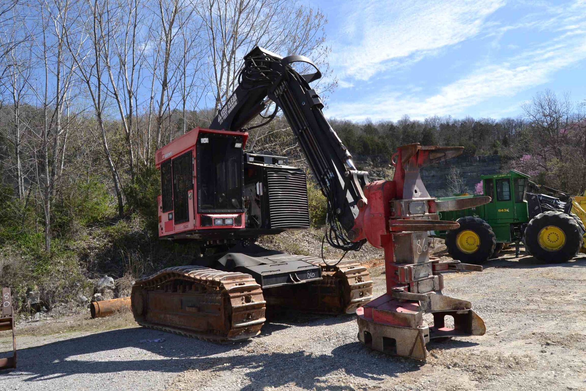 2008 KOMATSU VALMET 445FXL TRACK FELLER BUNCHER W/QUADCO 360 DEGREE SAW HEAD; W/400 FINAL DRIVE; S/ - Image 5 of 5