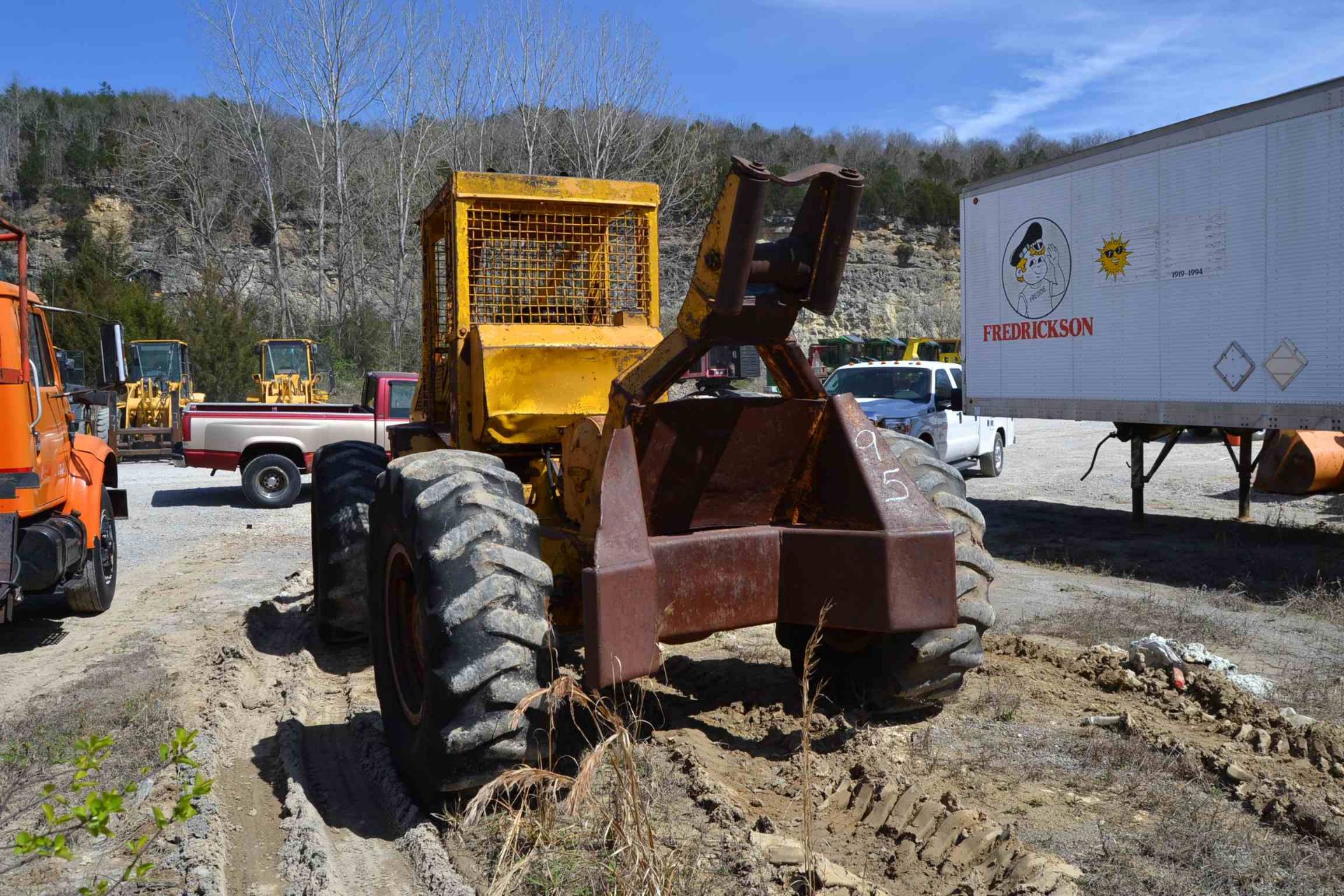 FRANKLIN 132 CABLE SKIDDER W/DETROIT ENGINE; S/N-9055 - Image 3 of 3