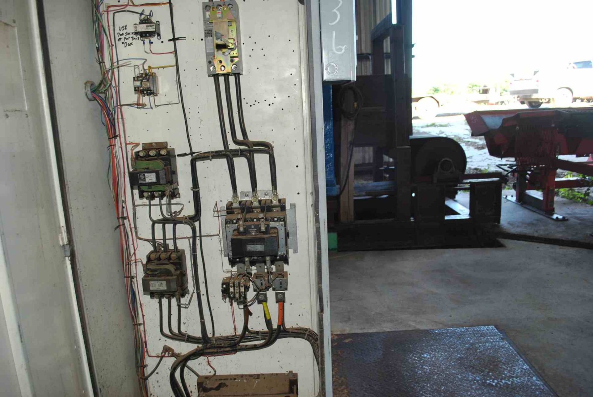 GENERAL ELECTRIC 150 HP REDUCED VOLTAGE STARTER W/DISCONNECT
