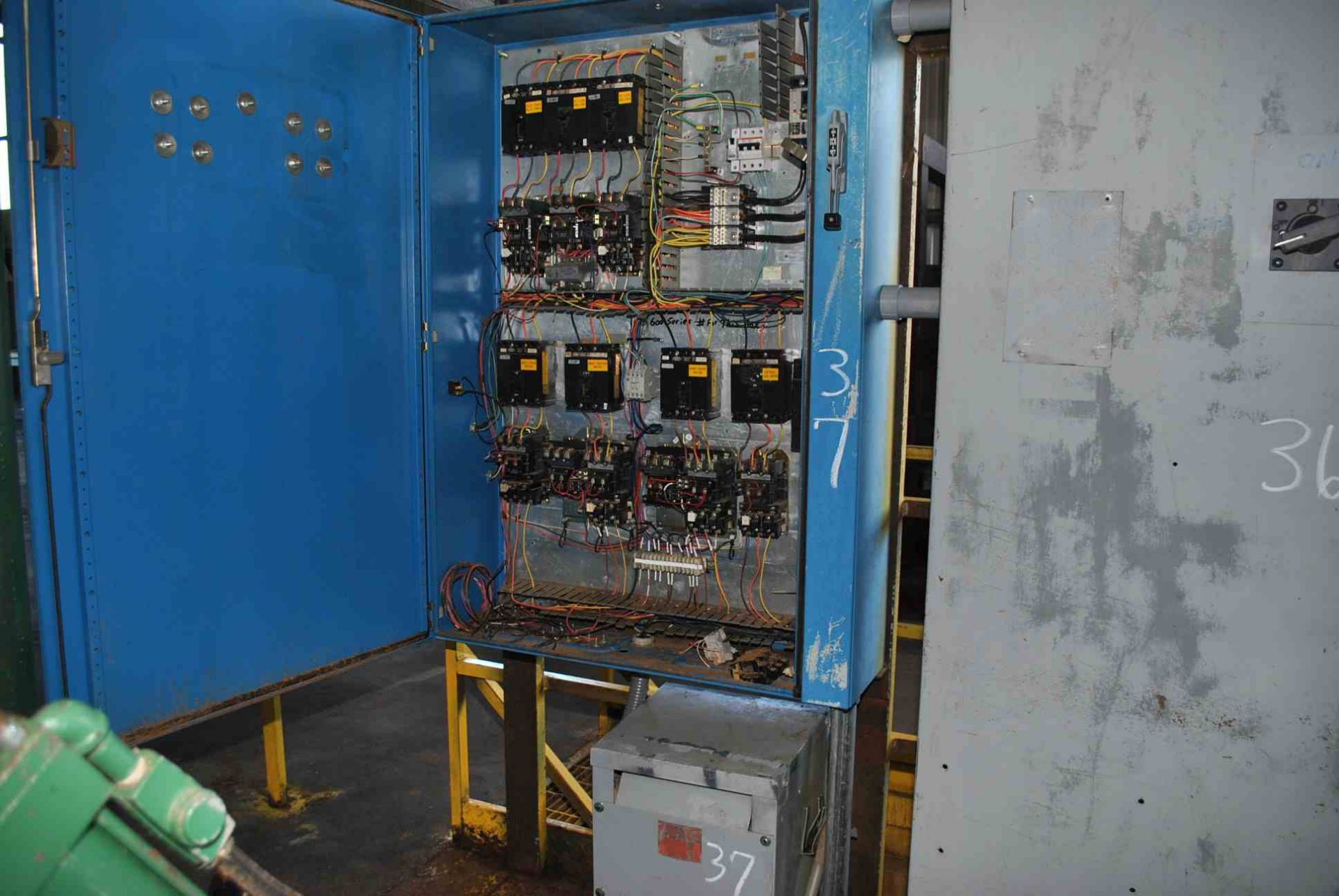 MOTOR CONTROL CENTER W/(7) SIZE 1 STARTERS W/DISCONNECTS; (1) 5 KVA TRANSFORMER