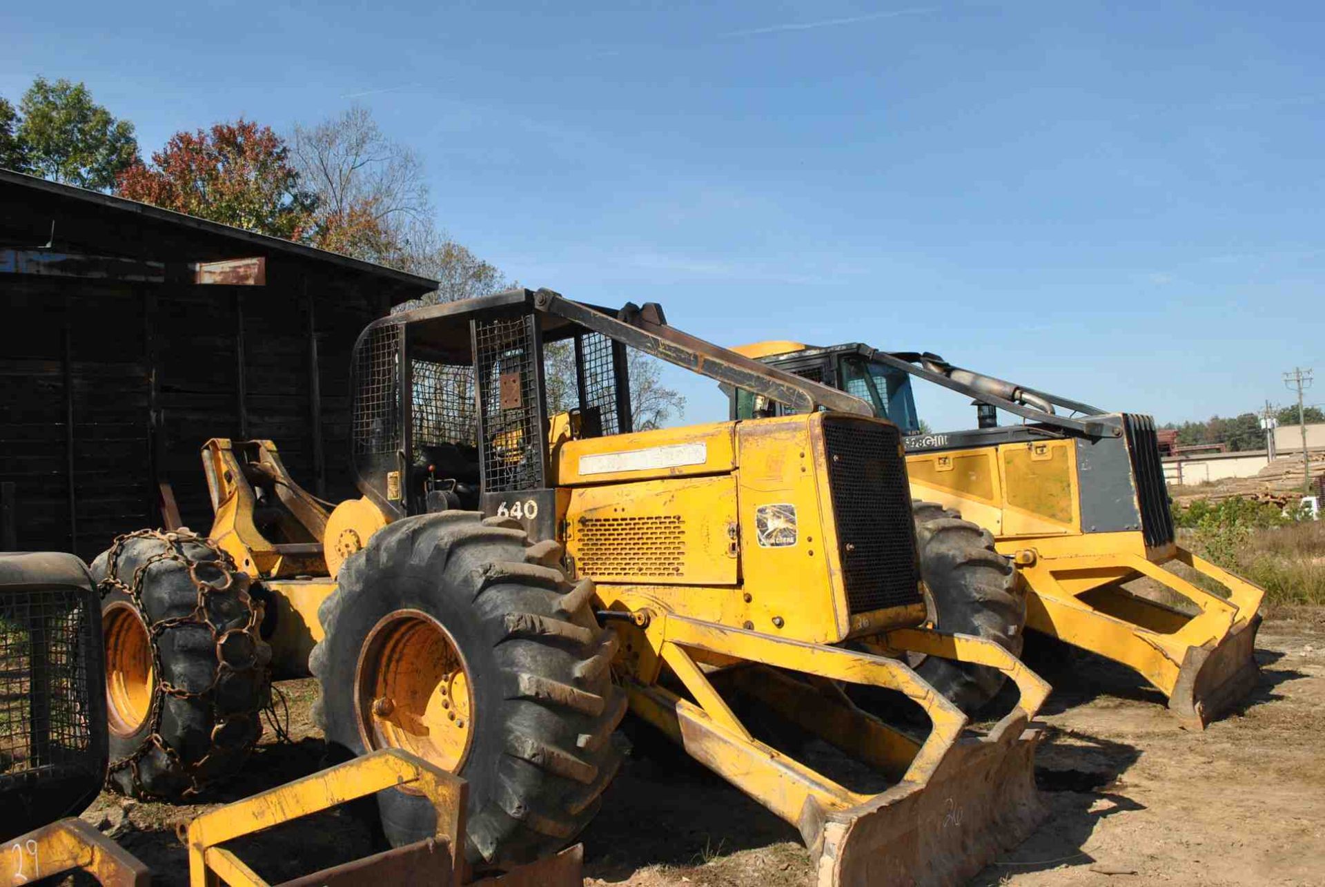 JOHN DEERE 640 CABLE SKIDDER S/N-4055300TW; W/24.5X32 RUBBER - Image 3 of 3