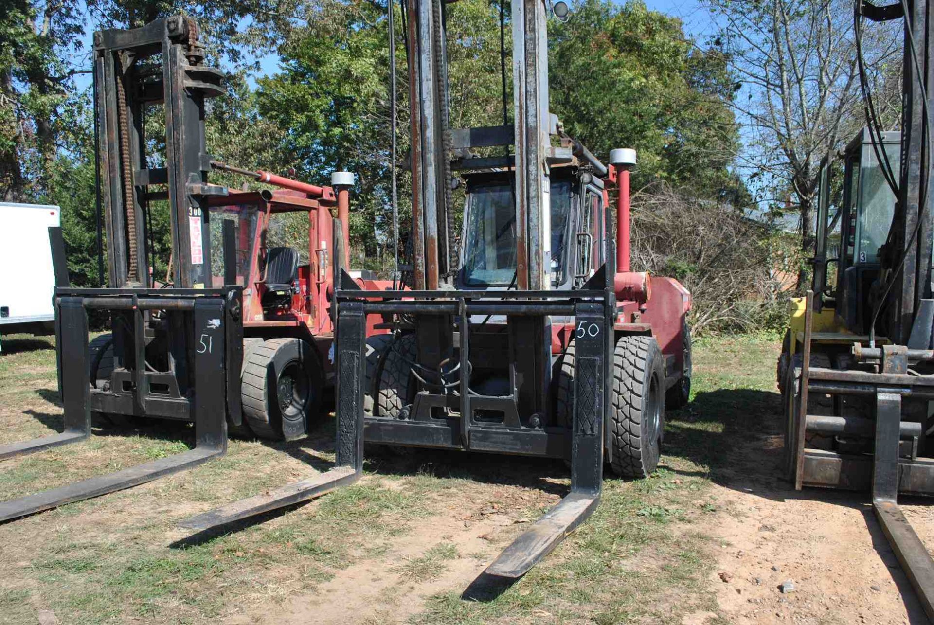 1995 TAYLOR MODEL TE300M FORKLIFT S/N-SH624277; W/ENCLOSED CAB; W/6' FORKS; W/SIDE SHIFT; W/